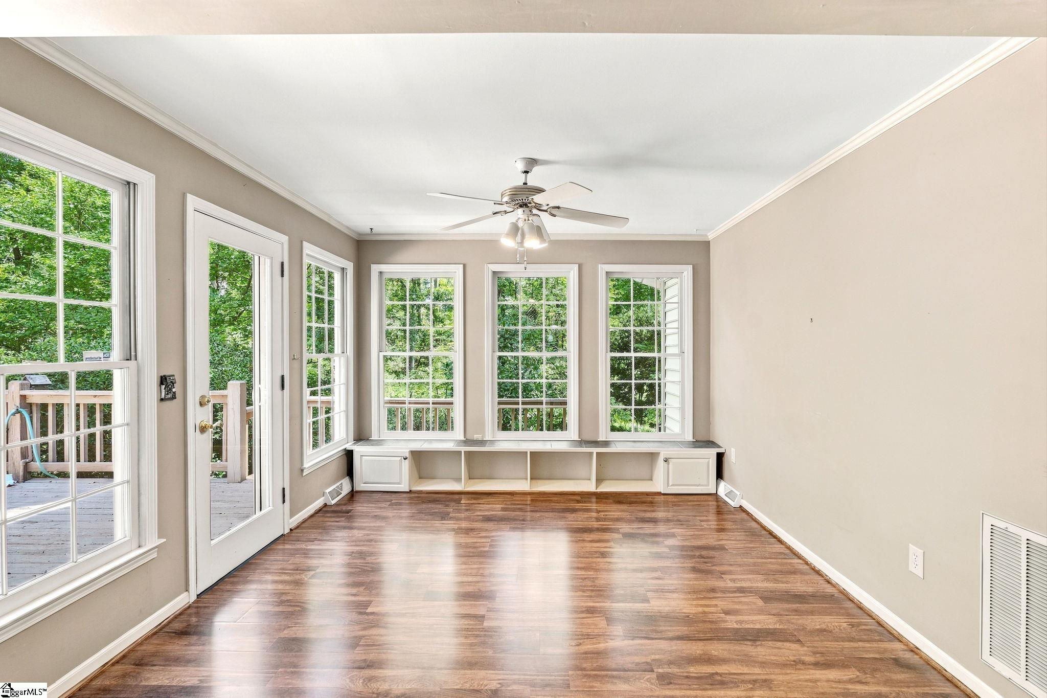 Photo 4 of Single family home for sale at 205 Hillpine Dr, Simpsonville, SC 29681 | MLS# 1603876 | Listing updated on 2026-09-16
