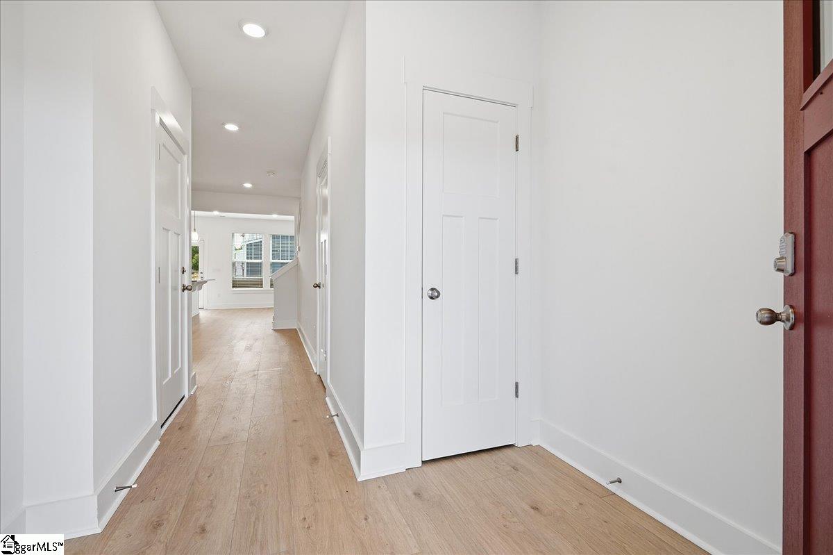 Photo 3 of Townhouse for sale at 504 Round Rock Way, Fountain Inn, SC 29644 | MLS# 1603880 | Listing updated on 2026-09-16