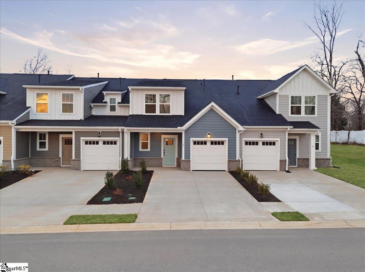 Photo 1 of Townhouse for sale at 15 Thurlow Ct, Greenville, SC 29615 | MLS# 1603885 | Listing updated on 2026-09-16