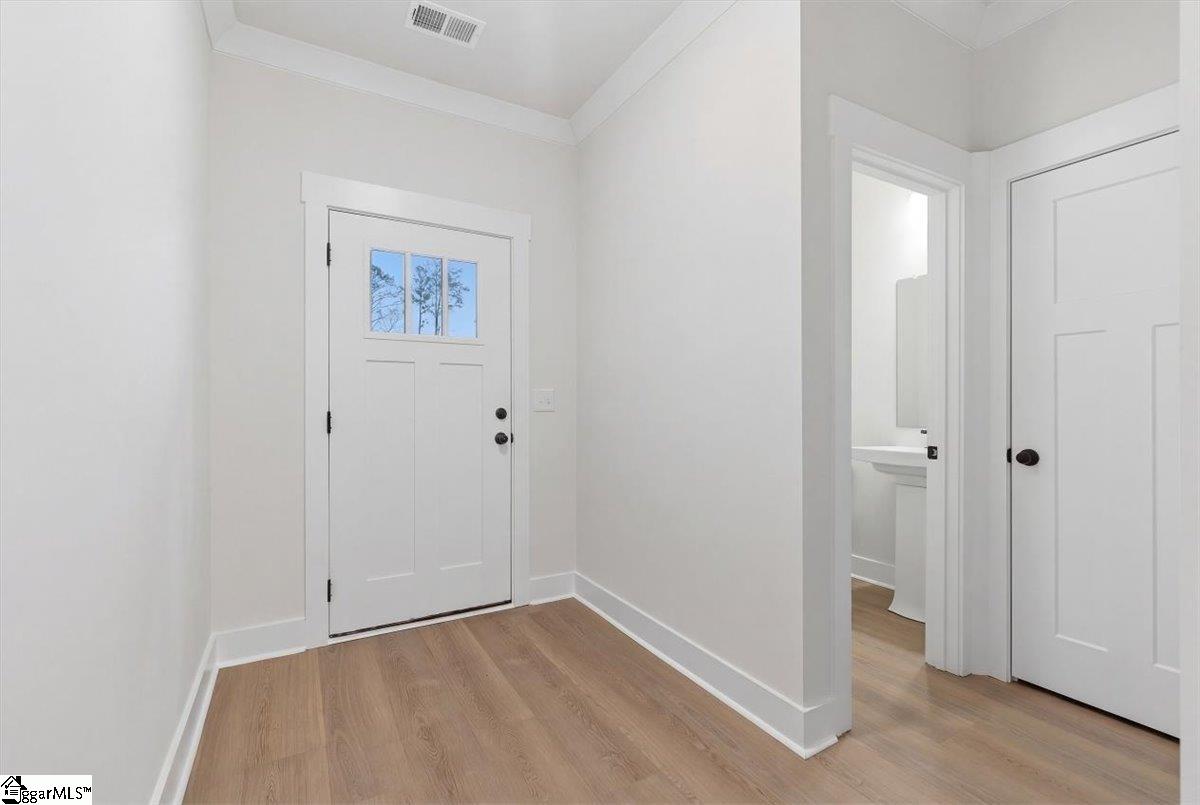 Photo 3 of Townhouse for sale at 15 Thurlow Ct, Greenville, SC 29615 | MLS# 1603885 | Listing updated on 2026-09-16