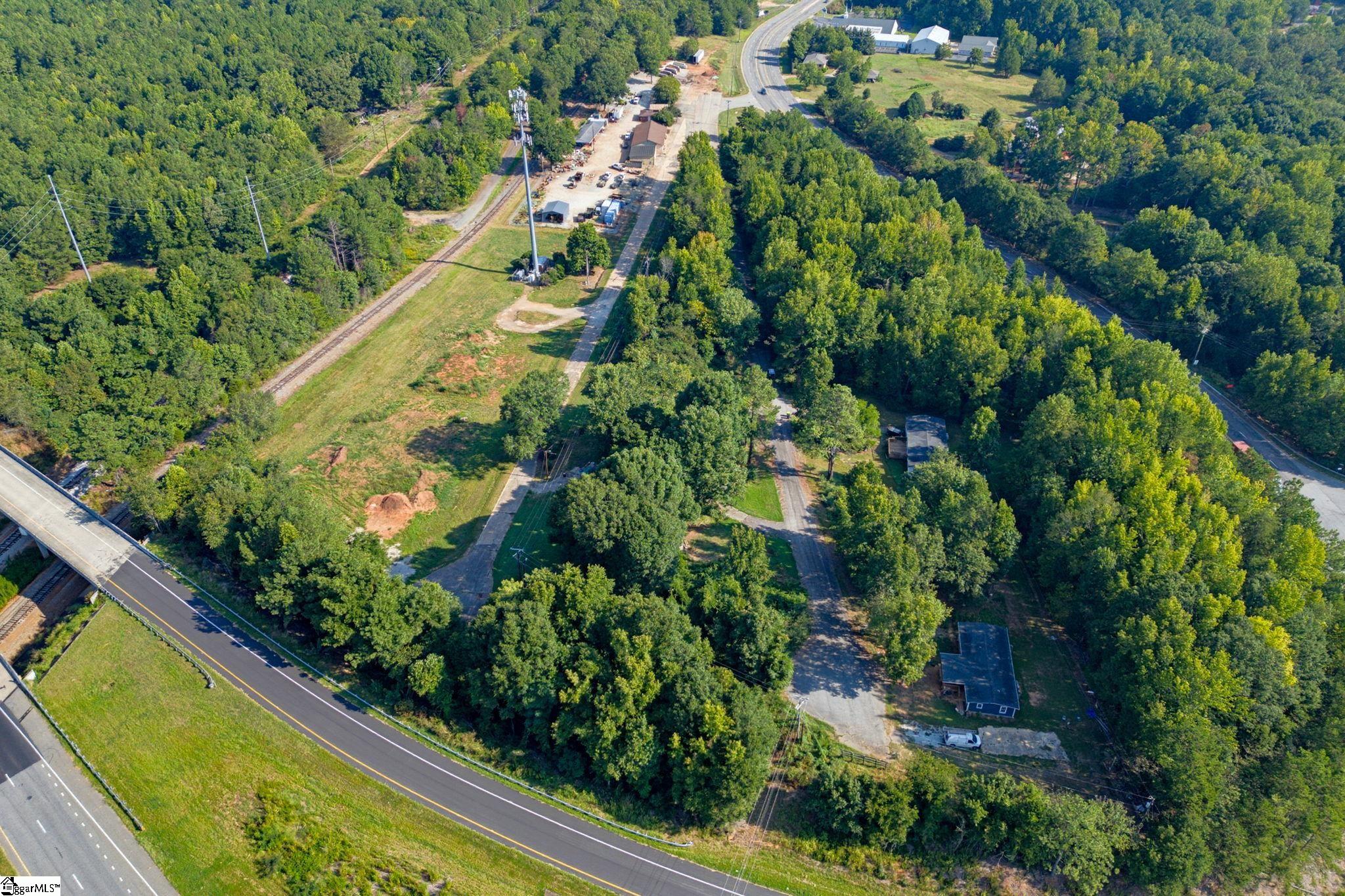 Photo 4 of House for sale at 12 Landscpae Ln, Piedmont, SC 29673 | MLS# 1603890 | Listing updated on 2026-09-17