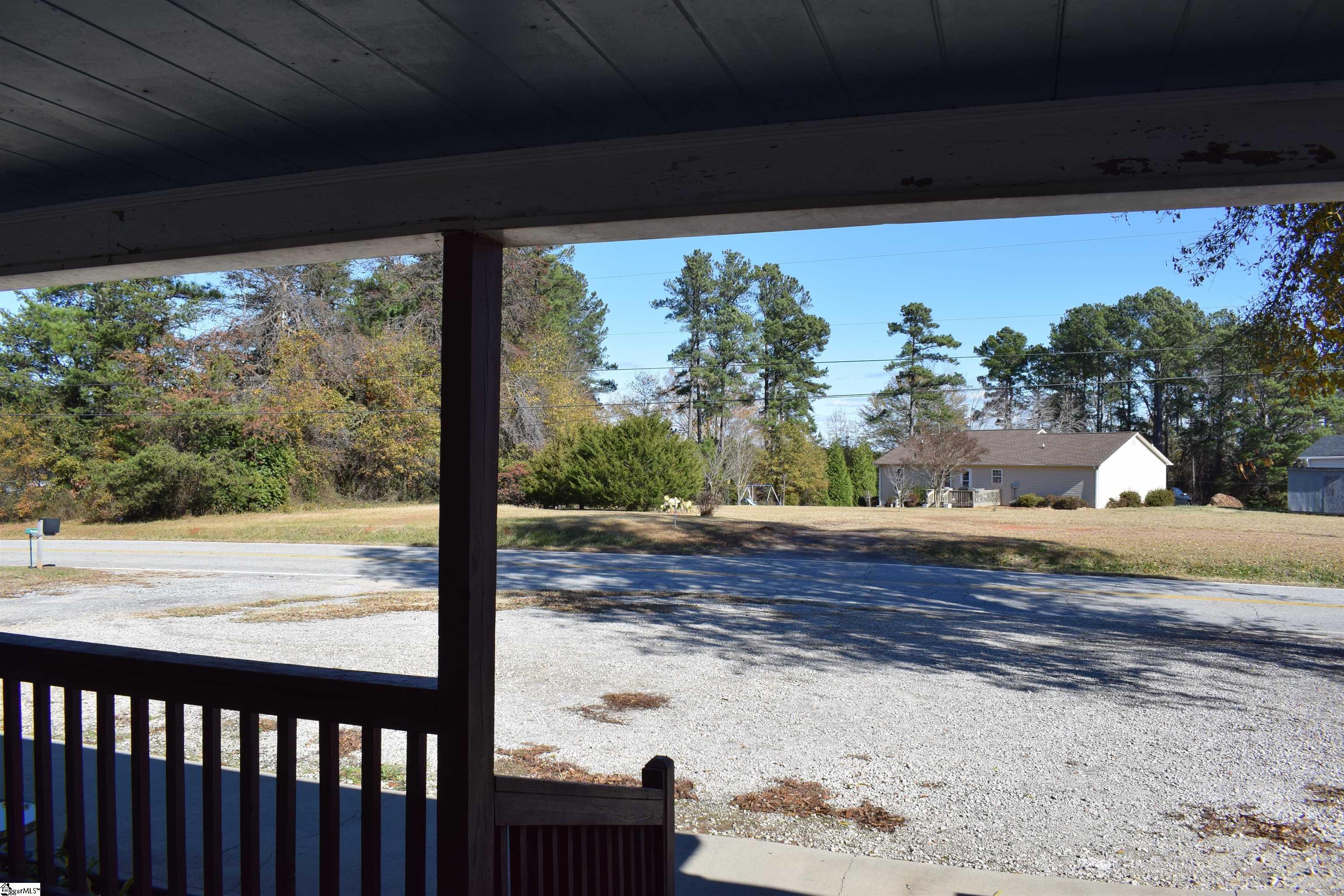 Photo 2 of Single family home for sale at 2470 Old Ml Rd, Inman, SC 29349 | MLS# 1603914 | Listing updated on 2026-09-16