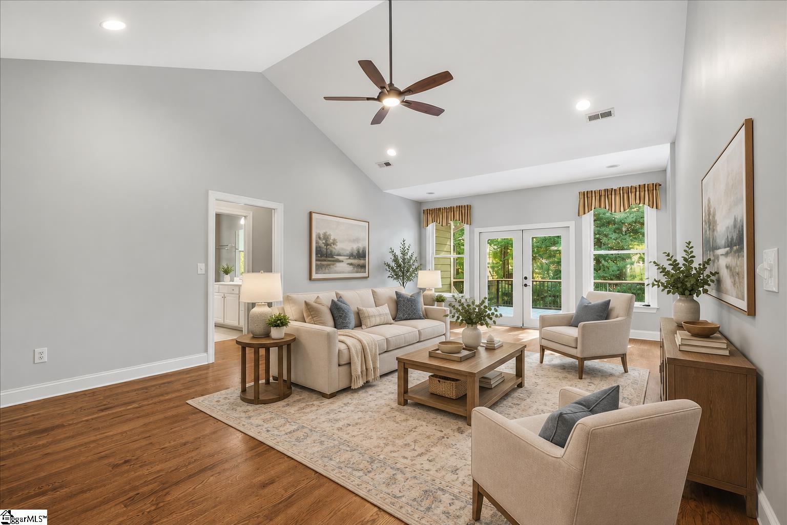 Photo 4 of Single family home for sale at 1 Mandarin Cir, Taylors, SC 29687 | MLS# 1603920 | Listing updated on 2026-09-18