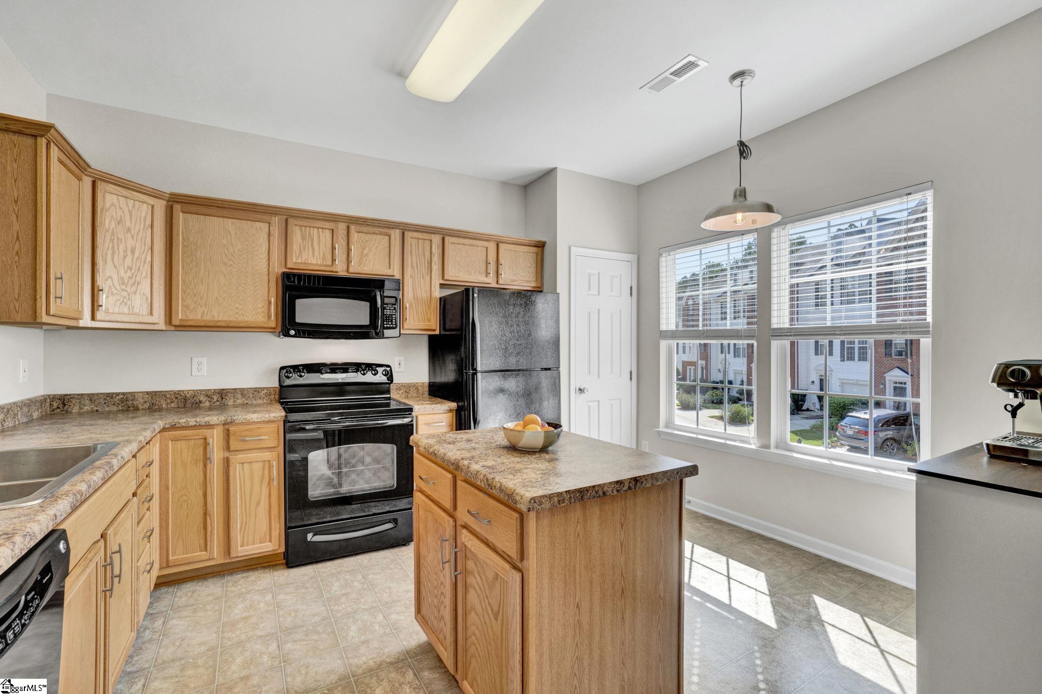 Photo 2 of Townhouse for sale at 112 Sylvan Oak Way, Simpsonville, SC 29681 | MLS# 1603924 | Listing updated on 2026-09-16