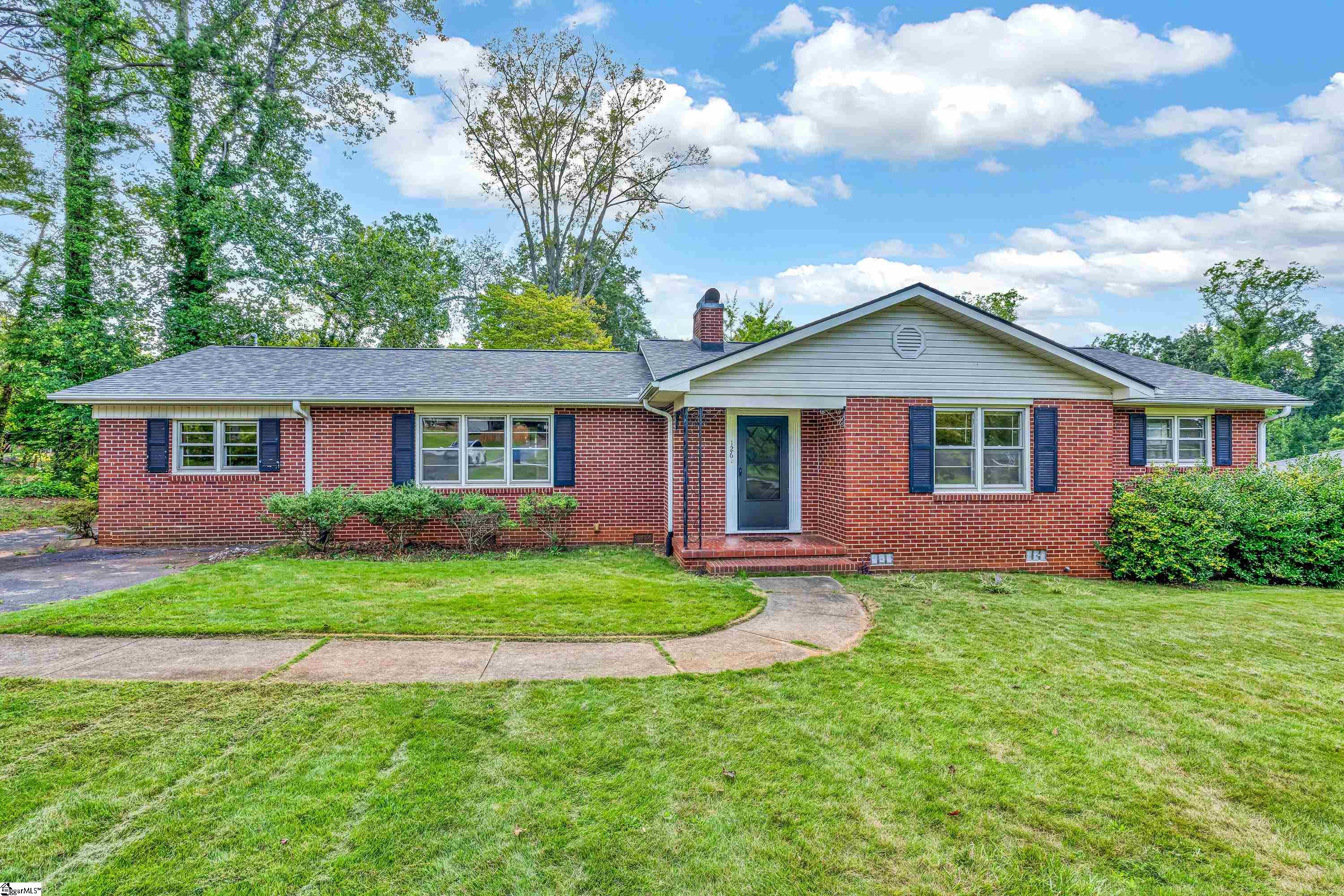 126 Holly Drive, Spartanburg SC 29301