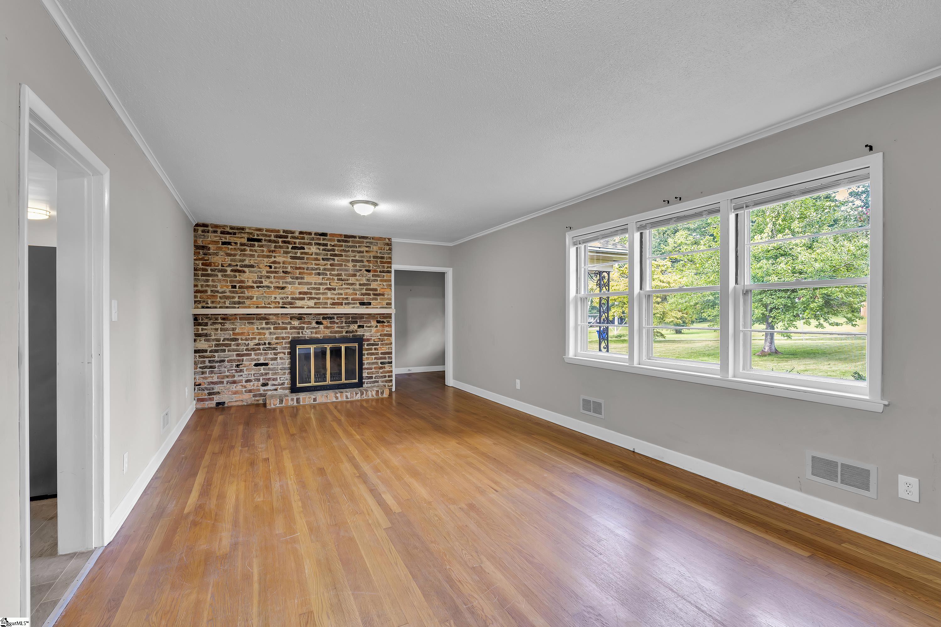 126 Holly Drive, Spartanburg SC 29301