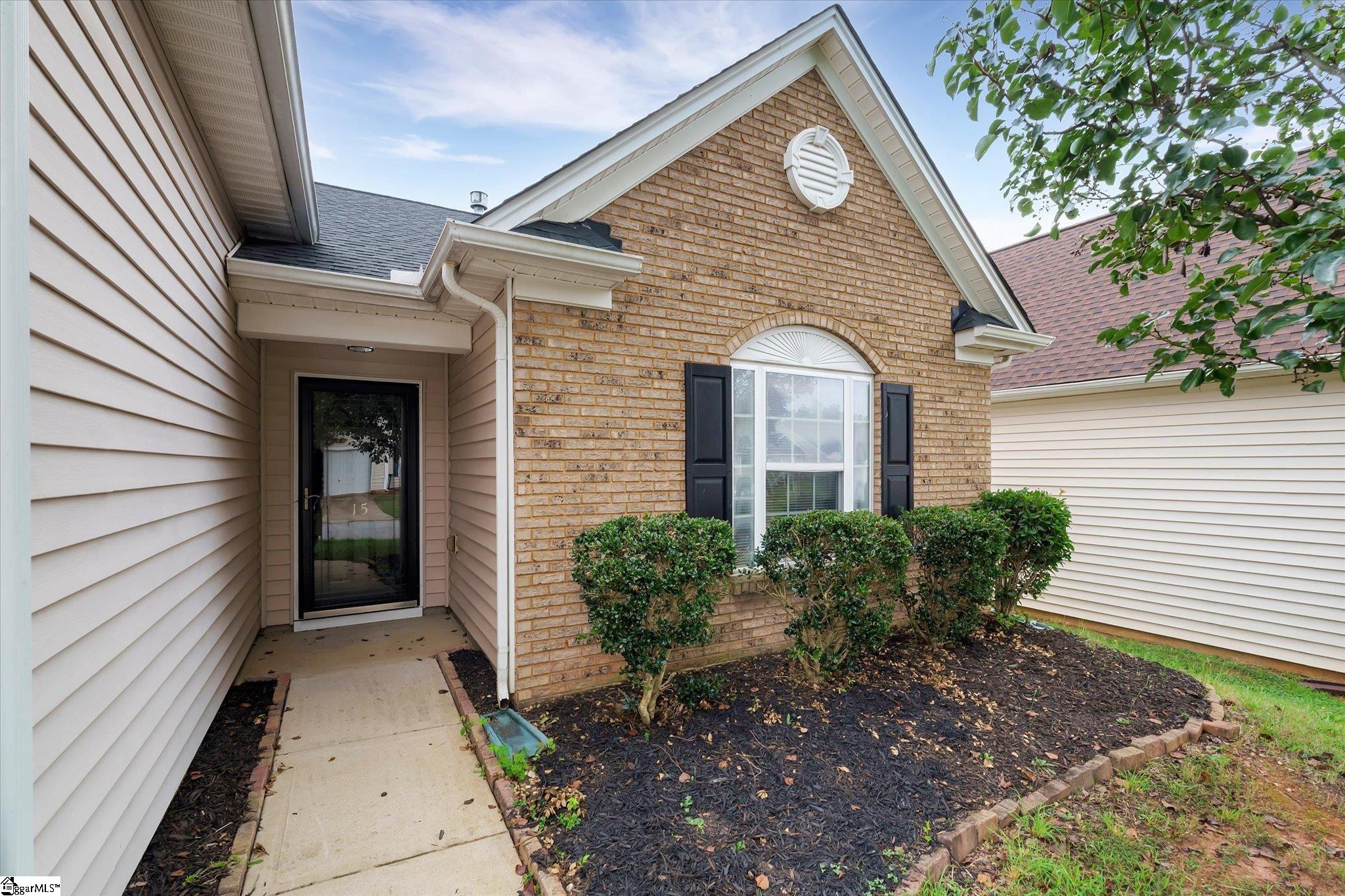 Photo 3 of Single family home for sale at 15 Sweet Shade Way, Greenville, SC 29605 | MLS# 1603944 | Listing updated on 2026-09-16