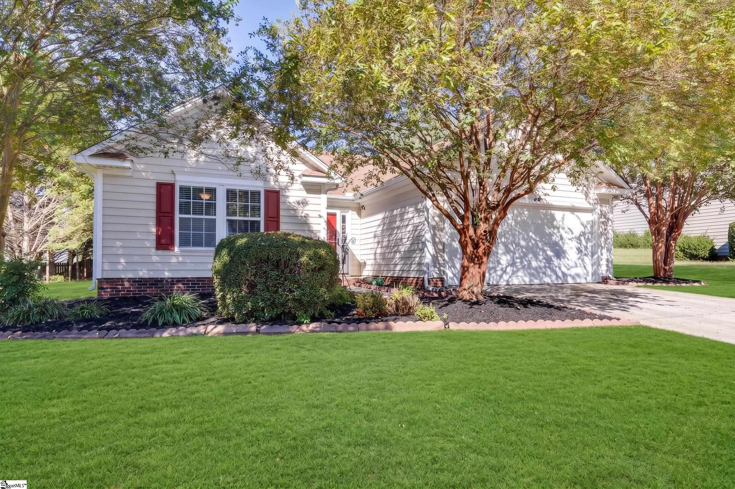 Photo 1 of Single family home for sale at 22 Crossvine Way, Simpsonville, SC 29680 | MLS# 1603946 | Listing updated on 2026-09-16