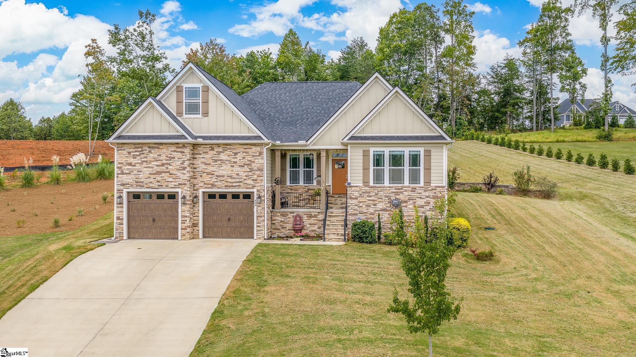 Single family home for sale at 409 Navajo Ct, Marietta, SC 29661 | MLS# 1603949