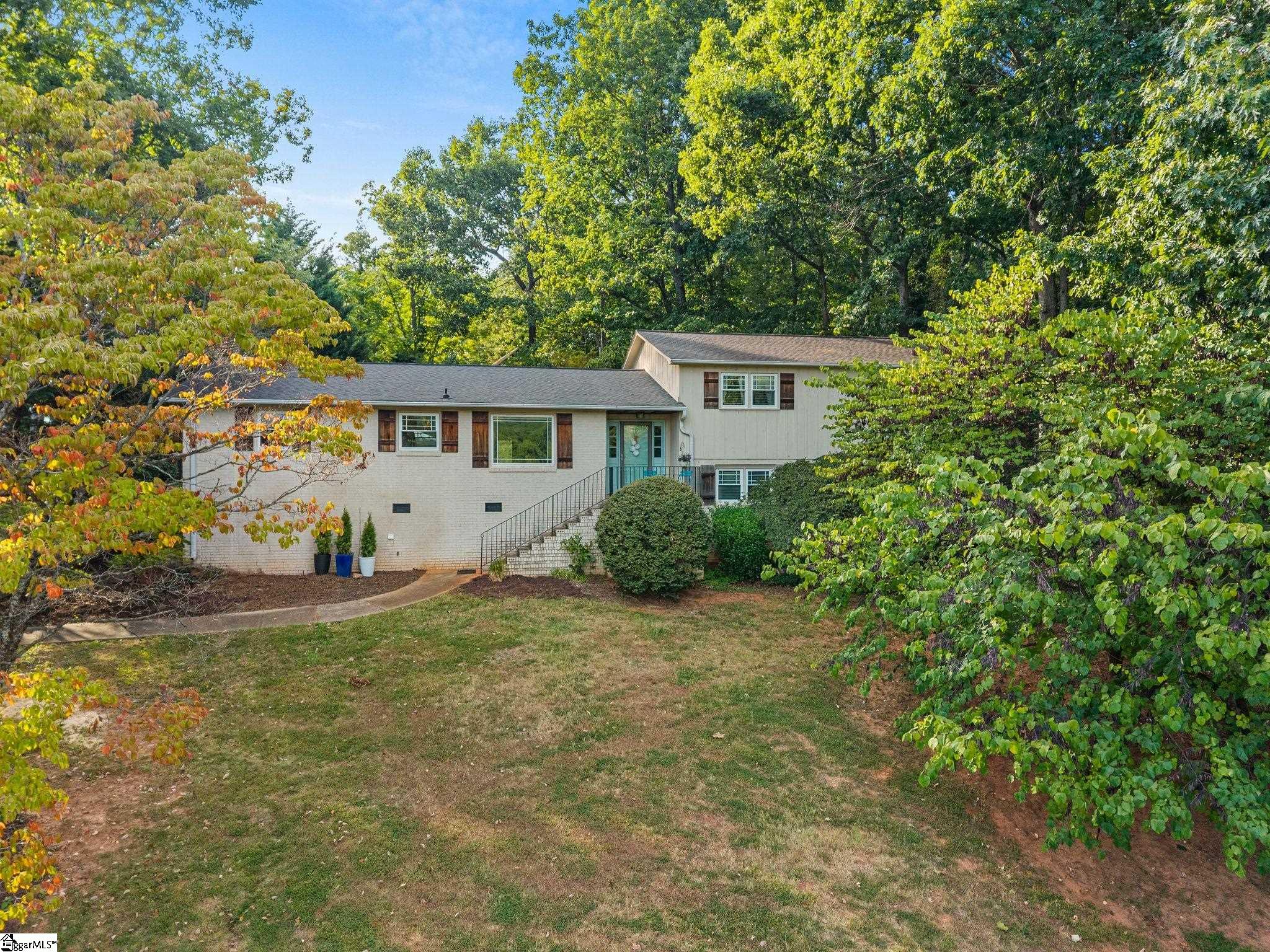 Photo 1 of Single family home for sale at 117 Clb View Dr, Greenville, SC 29609 | MLS# 1603952 | Listing updated on 2026-09-17