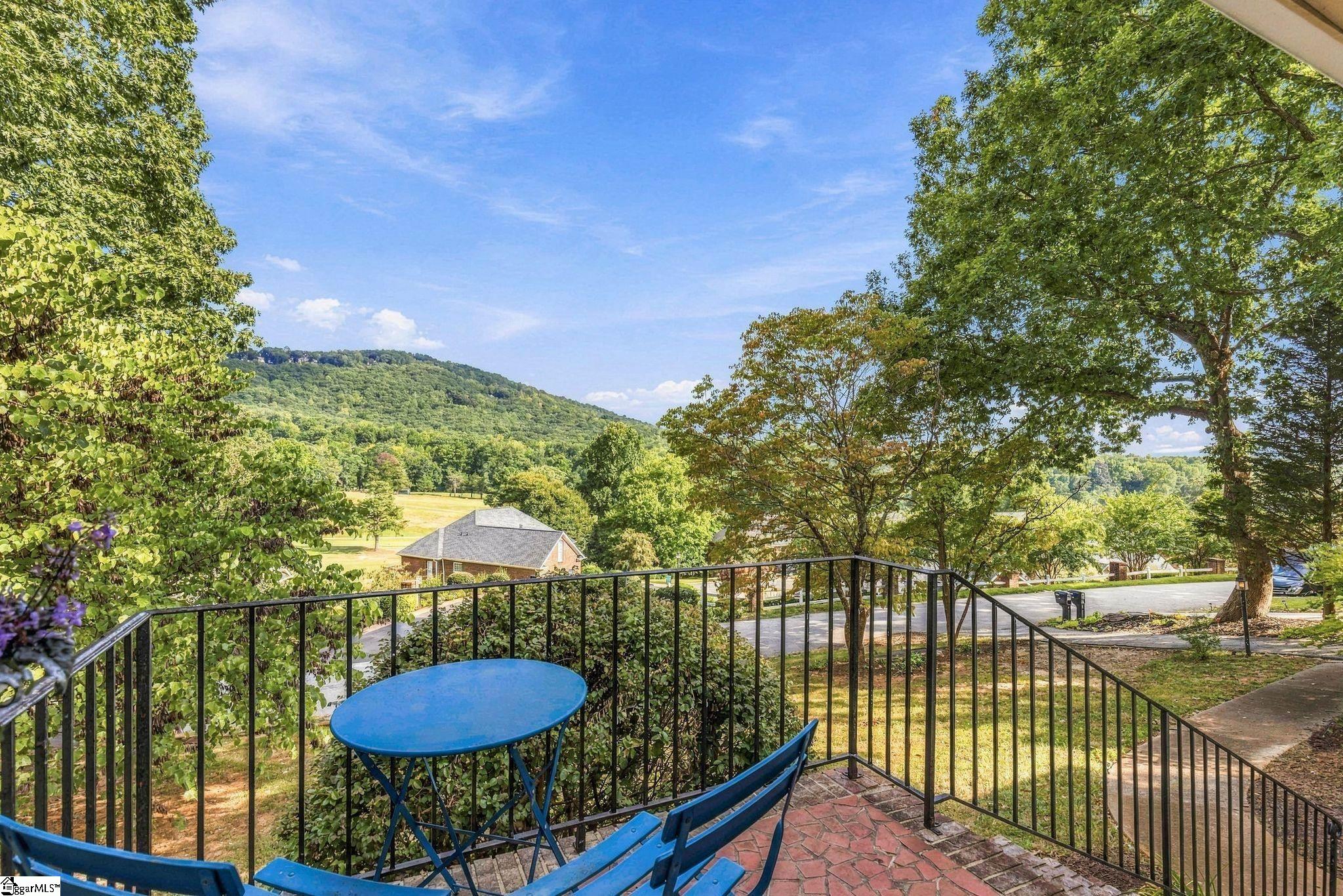 Photo 2 of Single family home for sale at 117 Clb View Dr, Greenville, SC 29609 | MLS# 1603952 | Listing updated on 2026-09-17