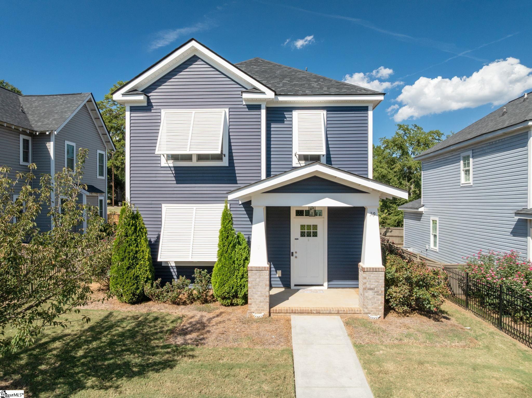 Photo 3 of Single family home for sale at 30 Arrington Ave, Greenville, SC 29617 | MLS# 1603953 | Listing updated on 2026-09-16