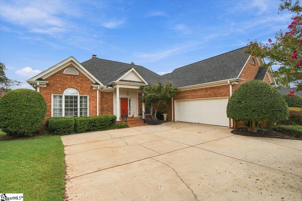 6 Penny Meadow Court, Greer SC 29650-3215