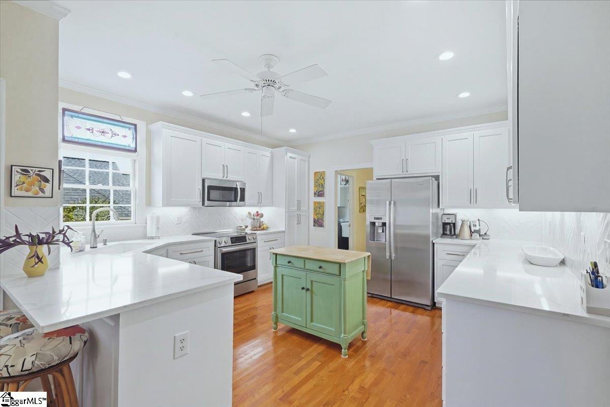 6 Penny Meadow Court, Greer SC 29650-3215