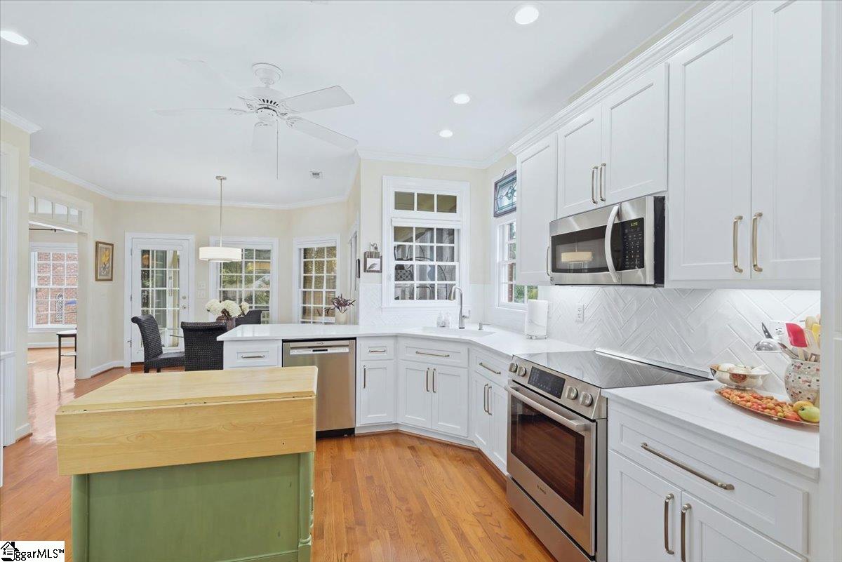 6 Penny Meadow Court, Greer SC 29650-3215