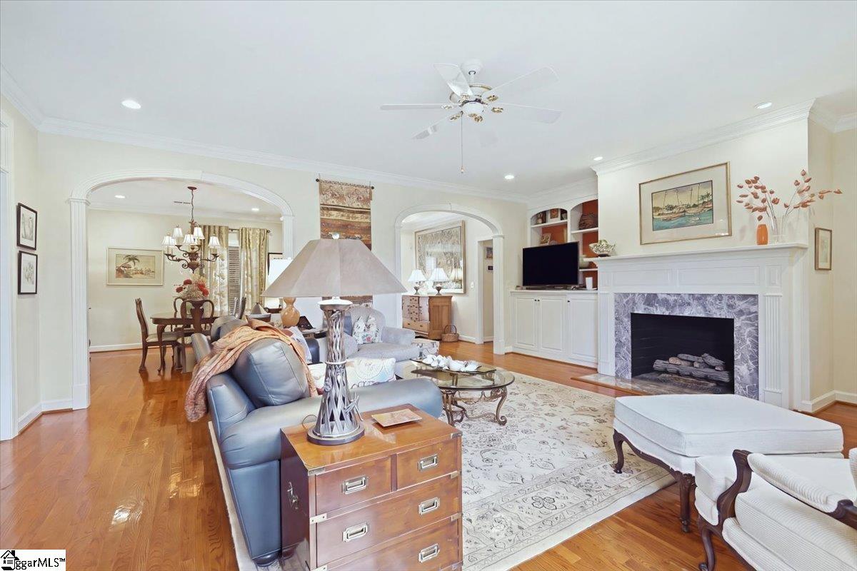 6 Penny Meadow Court, Greer SC 29650-3215