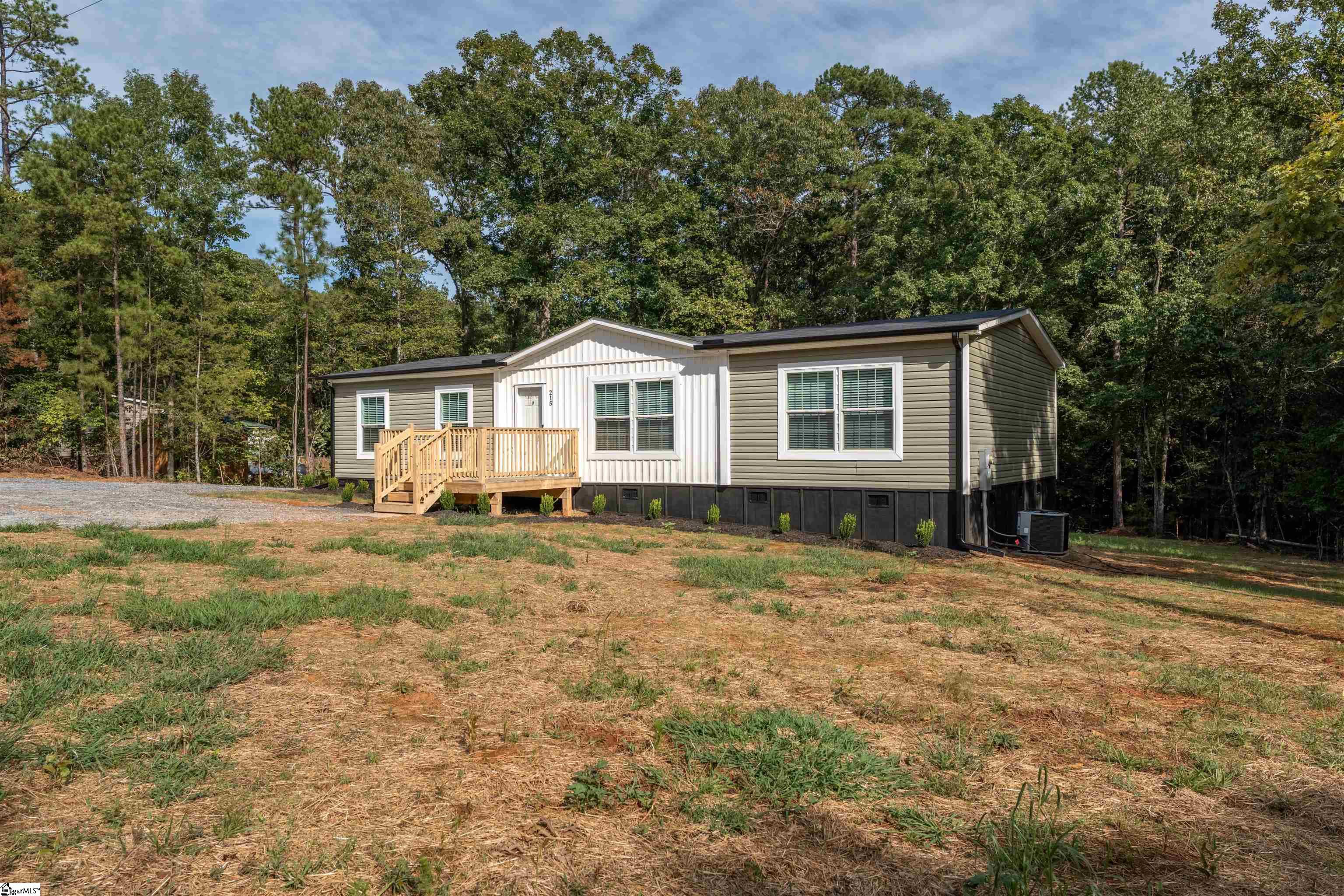 215 Ballard Road, Honea Path SC 29654