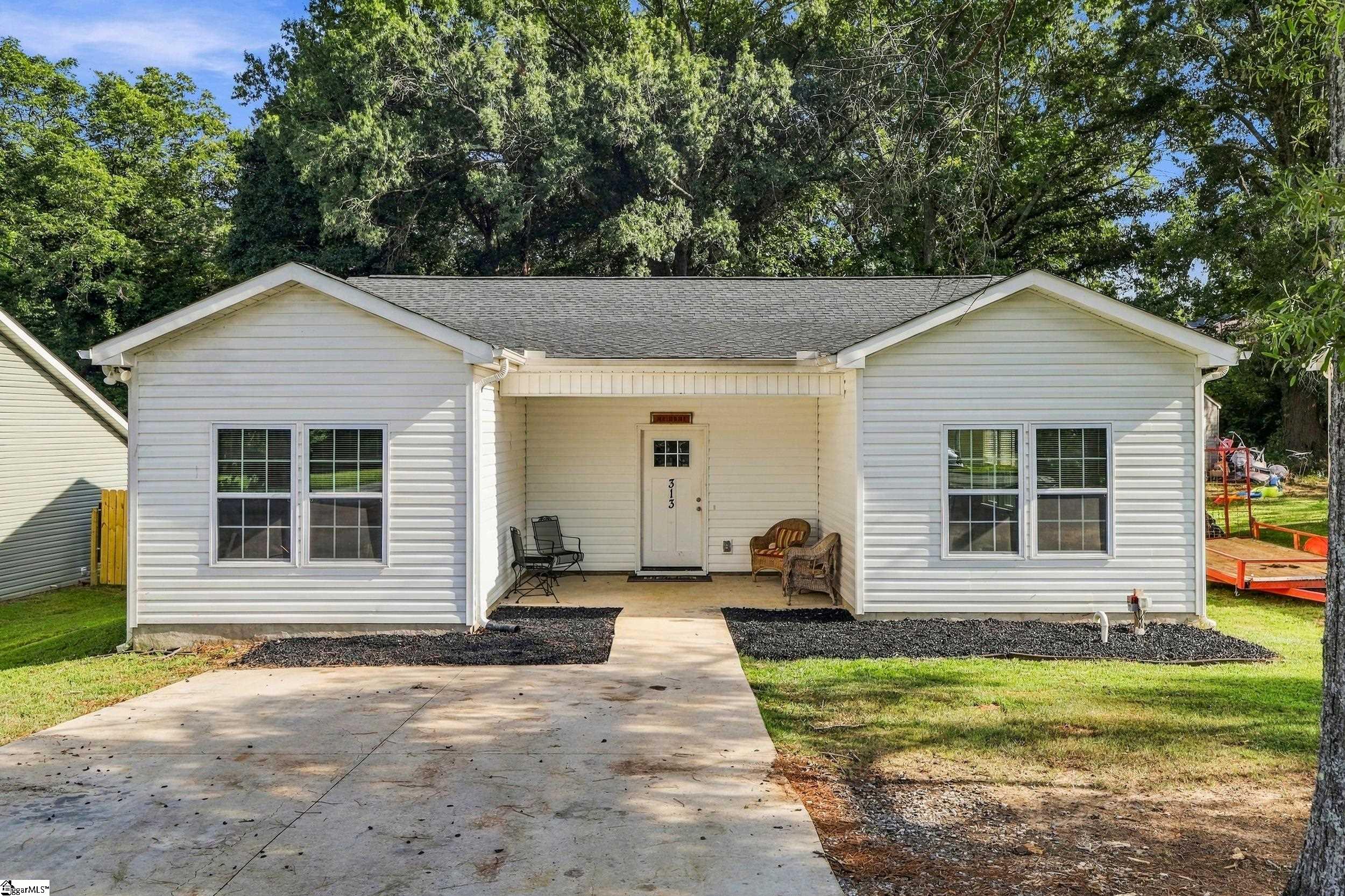 313 Saluda Street