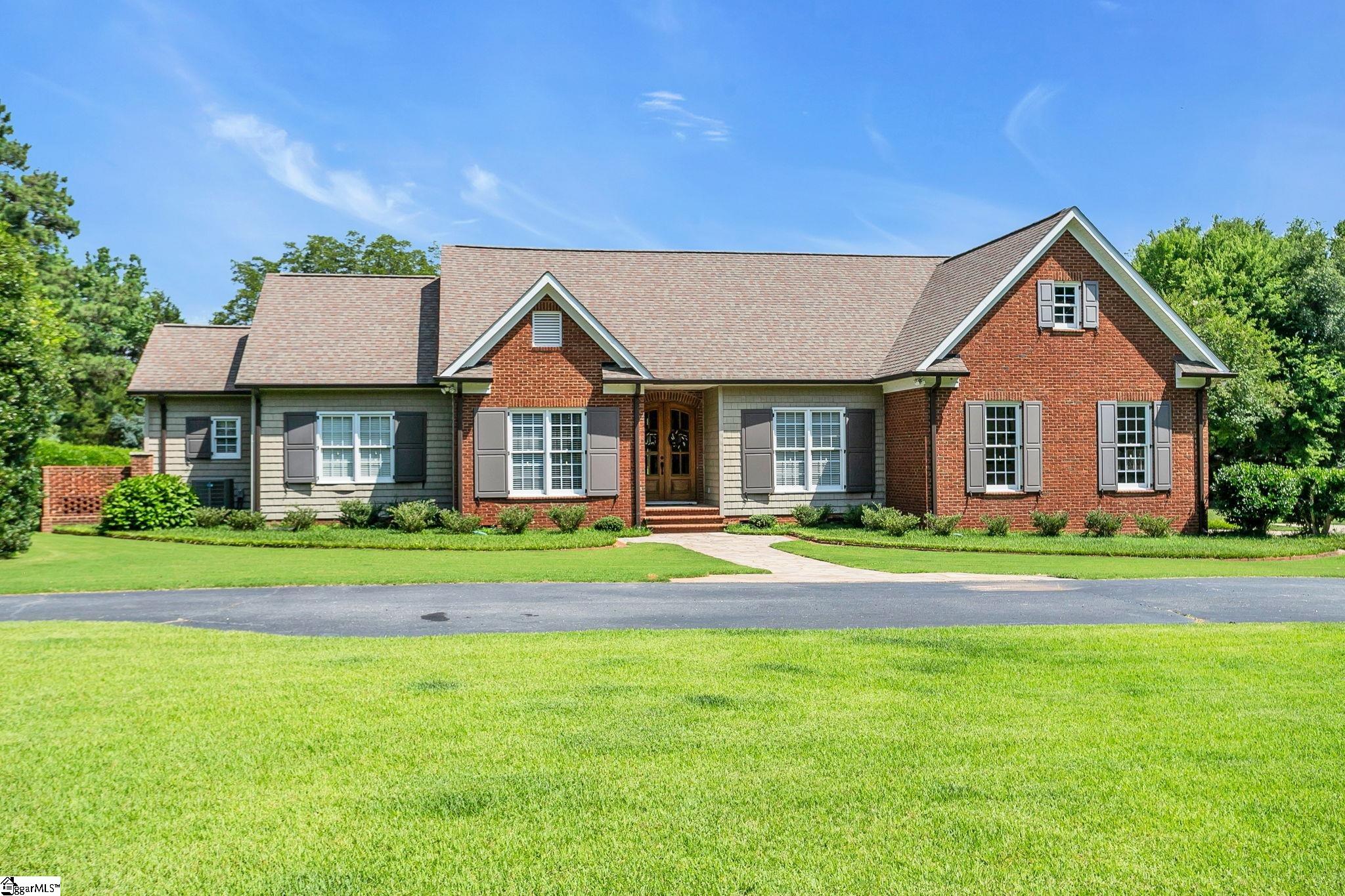 Single family home for sale at 32 Debonair Way, Simpsonville, SC 29681 | MLS# 1604009