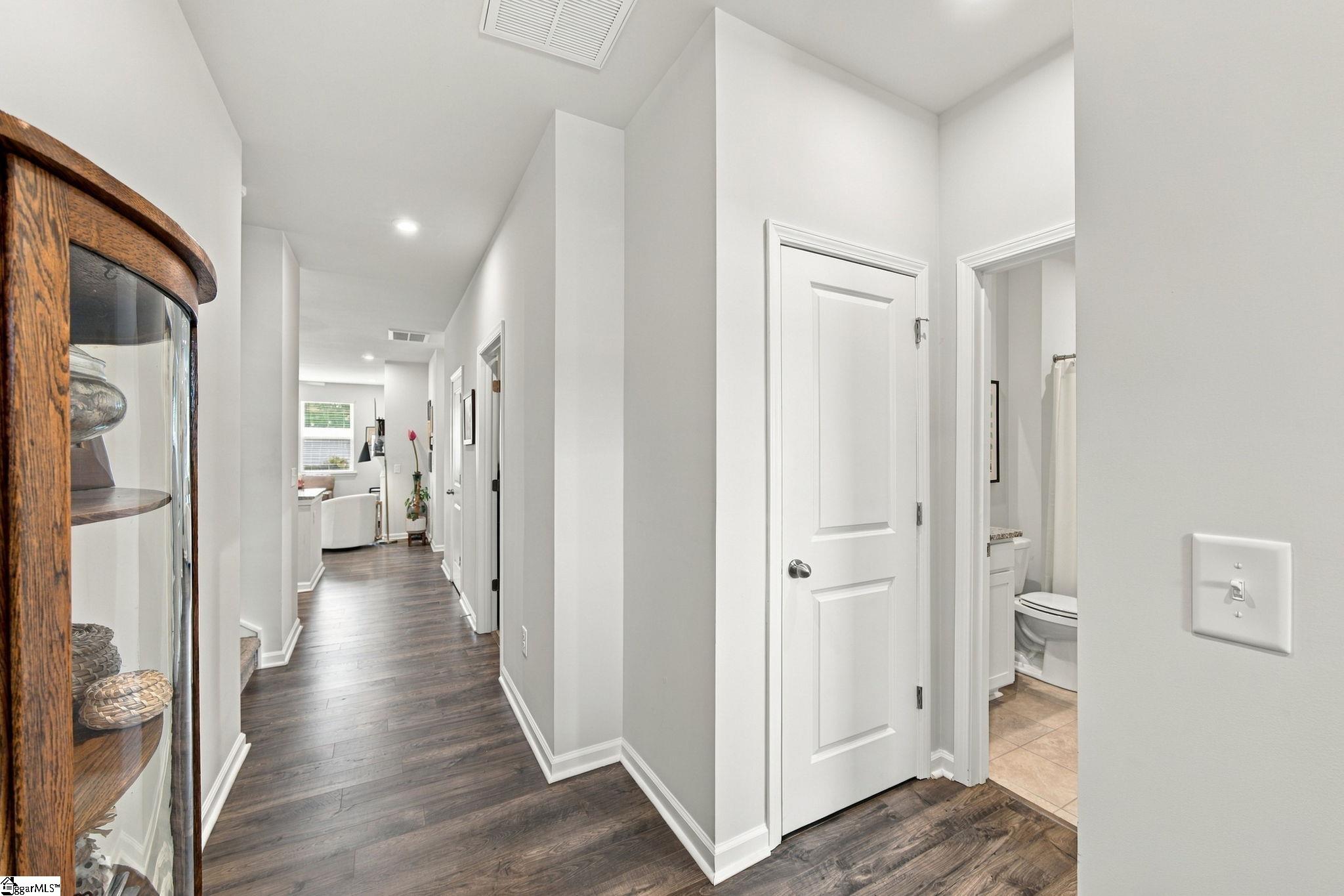 Photo 3 of Single family home for sale at 1203 Maridian St, Simpsonville, SC 29680 | MLS# 1604013 | Listing updated on 2026-09-17