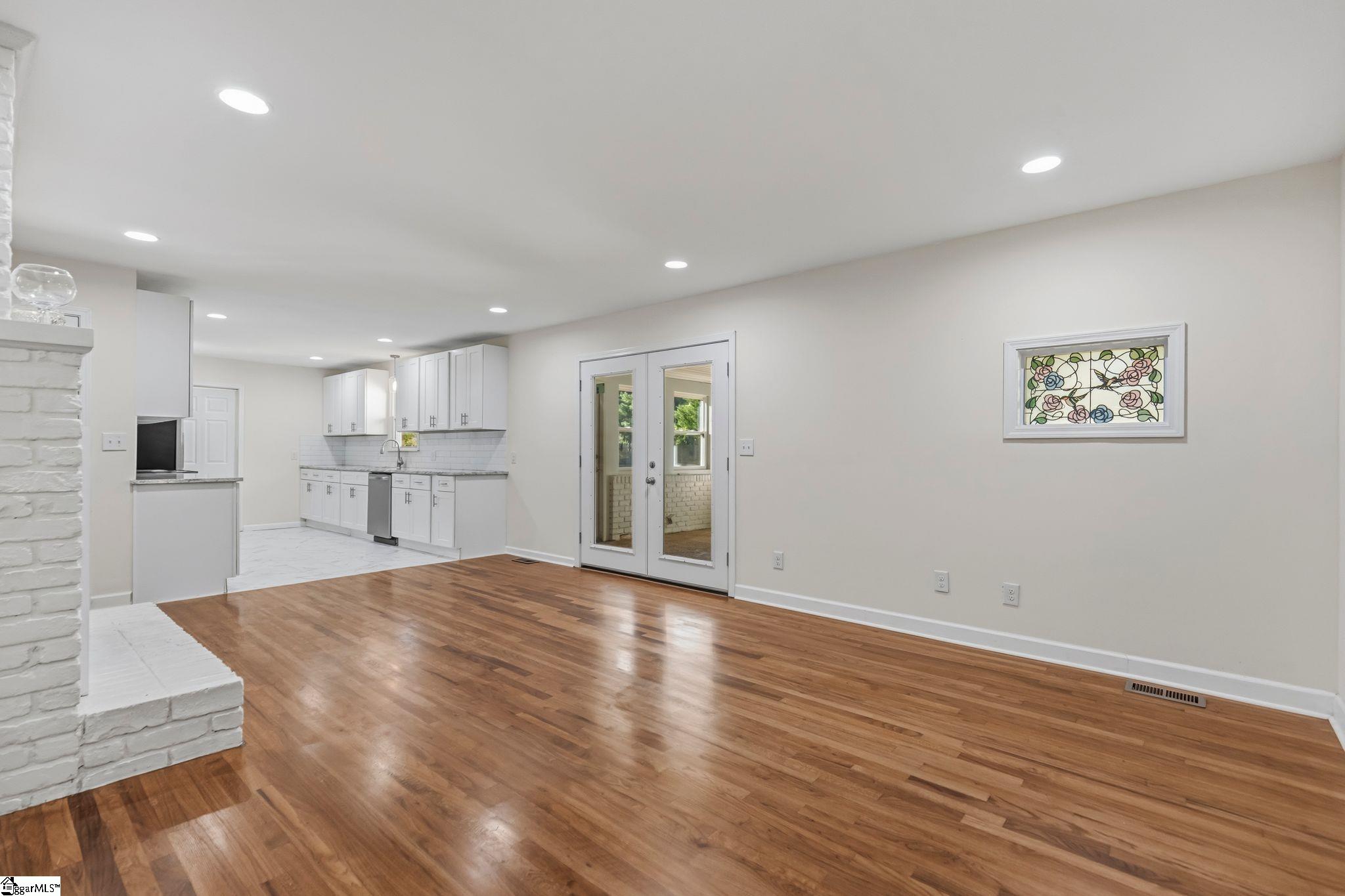 206 Lions Club Road, Greenville SC 29617