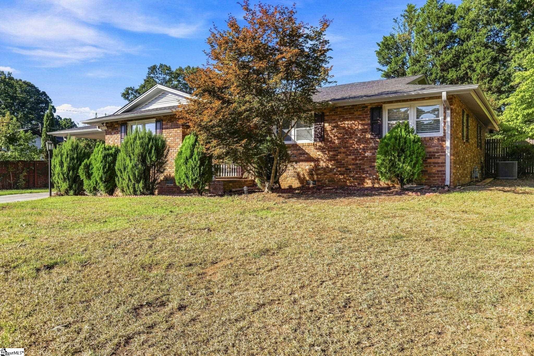 206 Lions Club Road, Greenville SC 29617