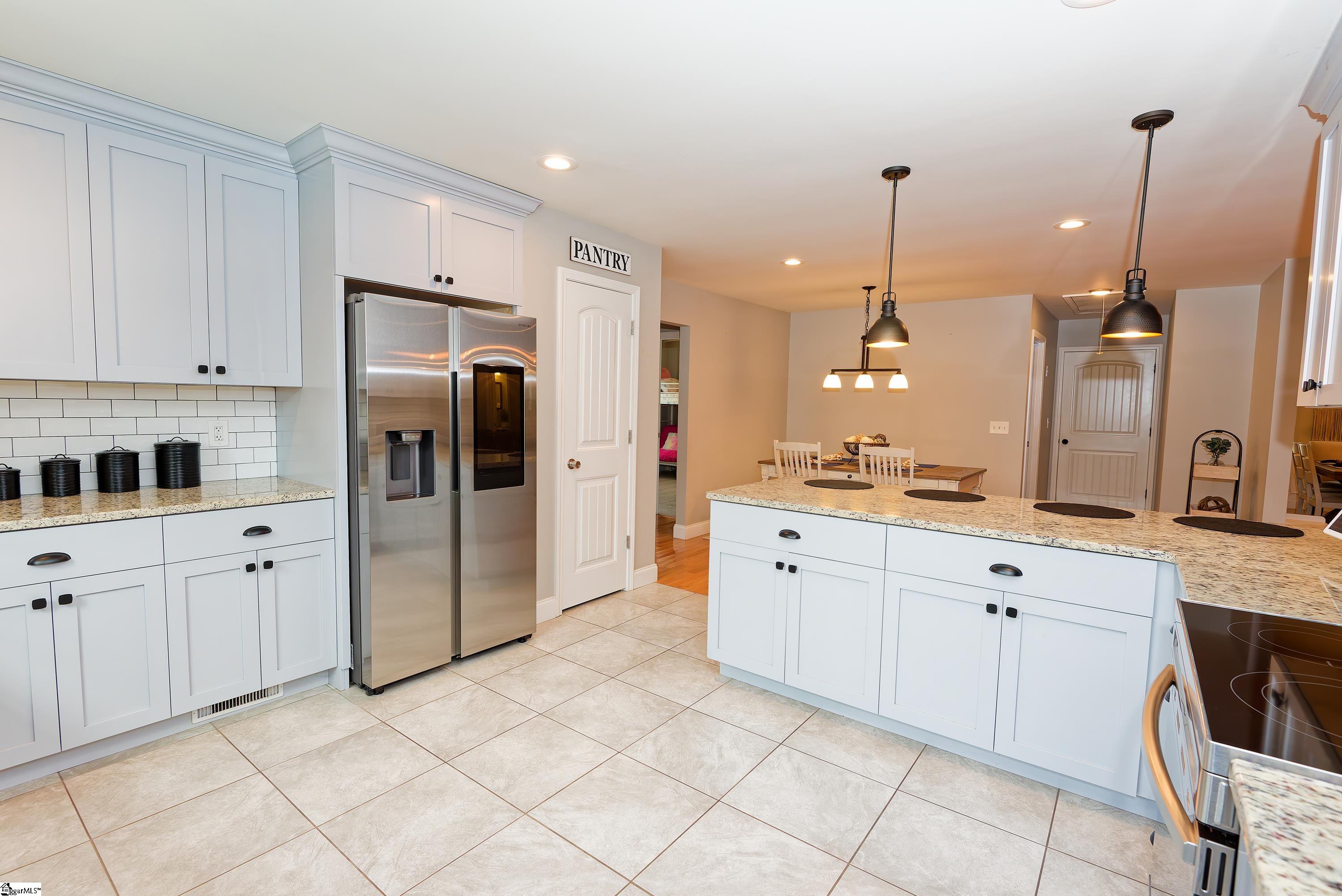 209 Nanie Myree Lane, Wellford SC 29385