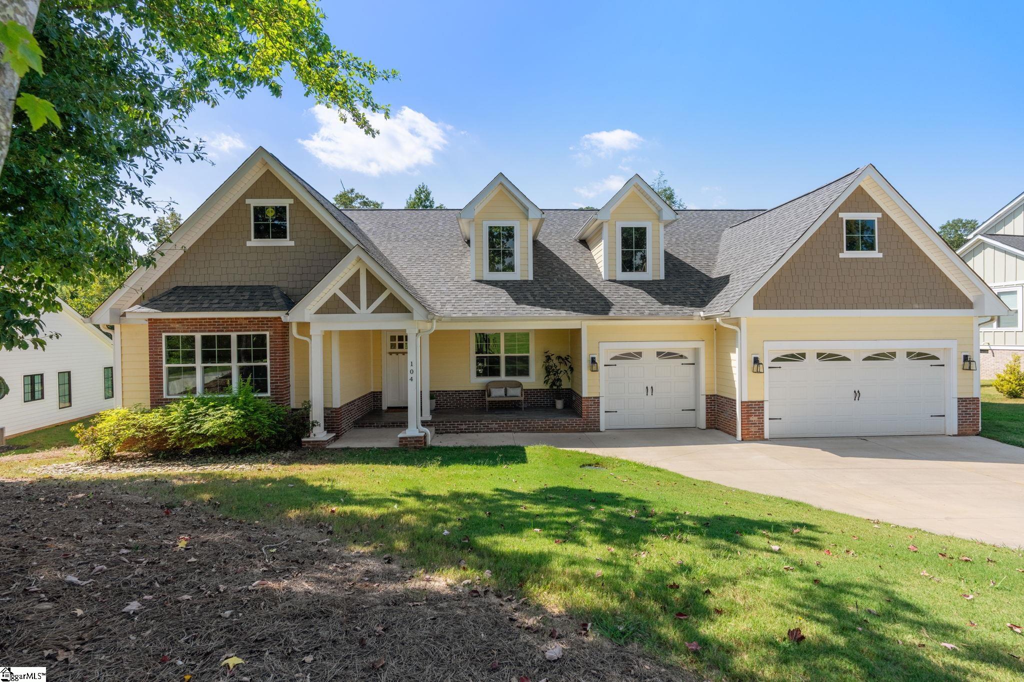Single family home for sale at 104 Pinelands Pl, Travelers Rest, SC 29690 | MLS# 1604059