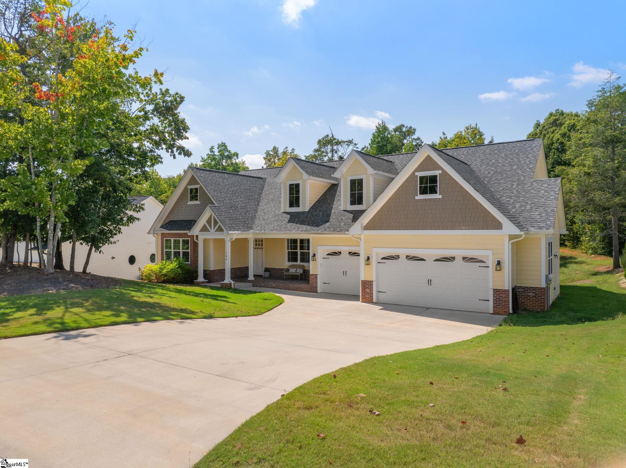 Photo 2 of Single family home for sale at 104 Pinelands Pl, Travelers Rest, SC 29690 | MLS# 1604059 | Listing updated on 2026-09-17