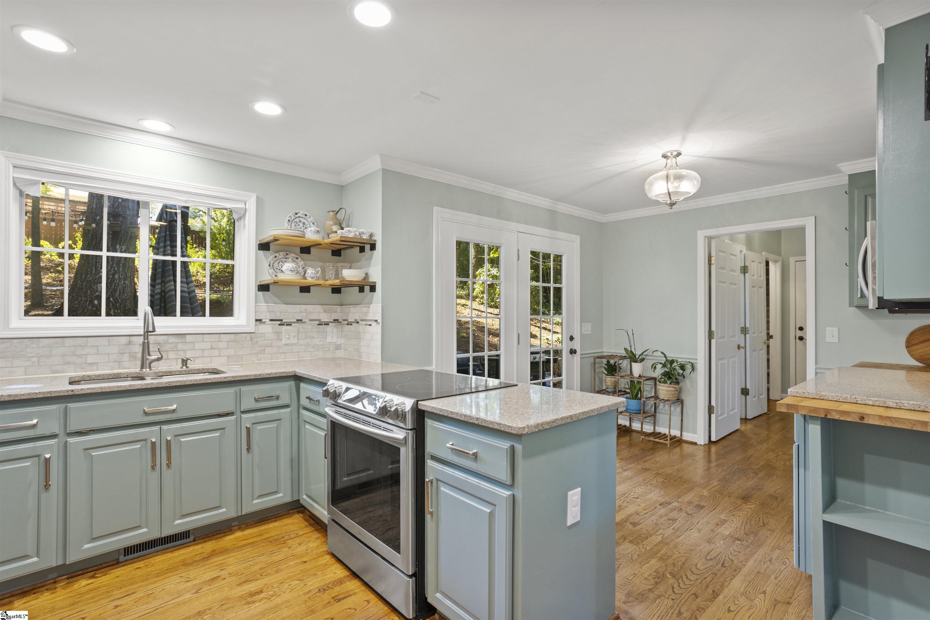 310 Ashford Avenue, Greenville SC 29609