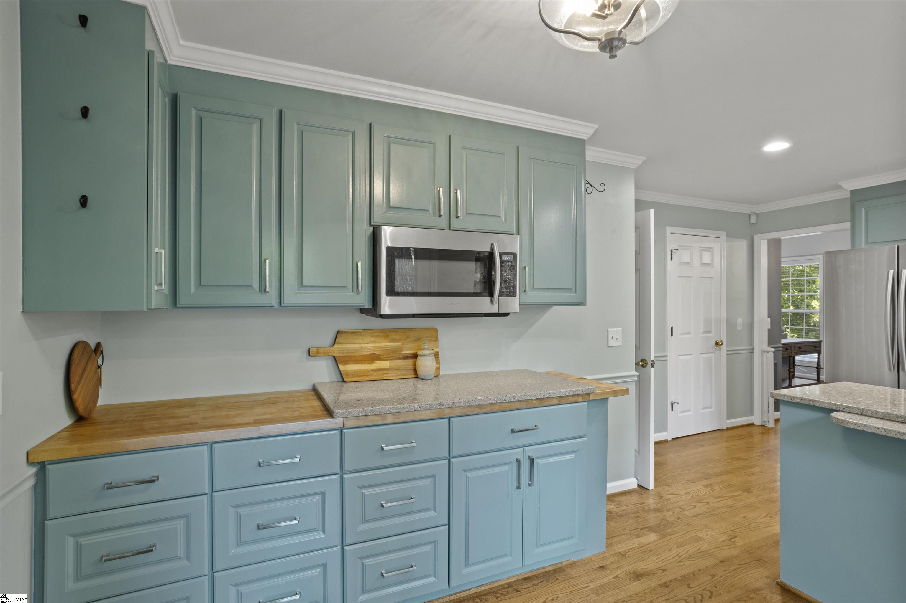310 Ashford Avenue, Greenville SC 29609