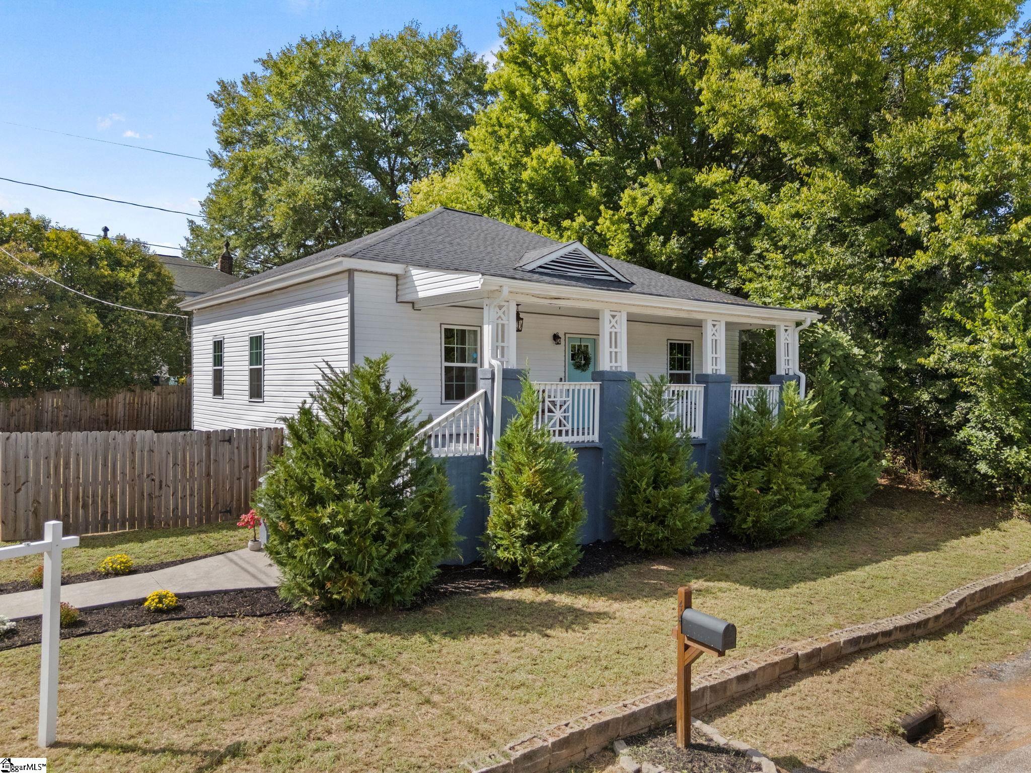 Single family home for sale at 44 4th Avenue, Greenville, SC 29611 | MLS# 1604070