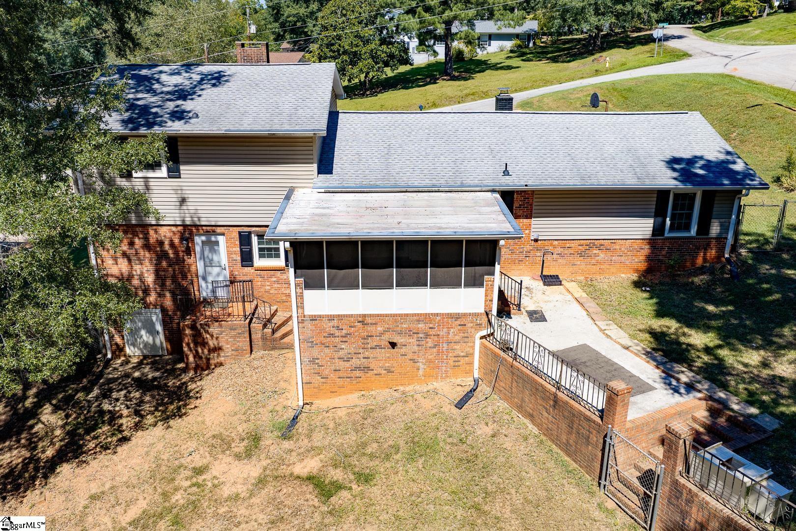 201 Knollview Drive, Greenville SC 29611