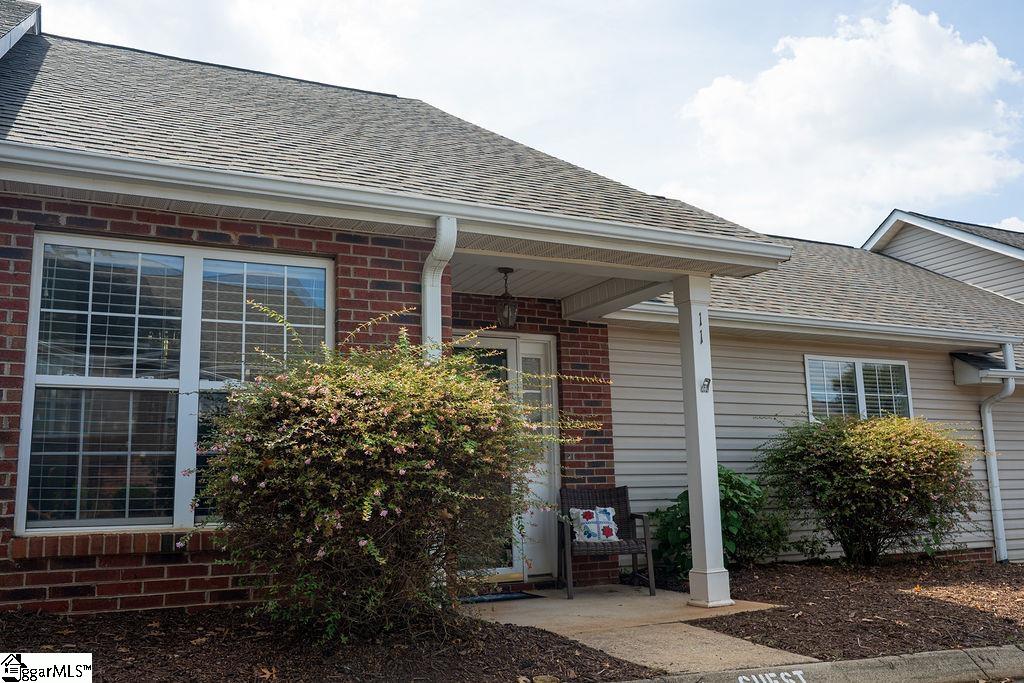11 Hillside Glen Drive, Greer SC 29650