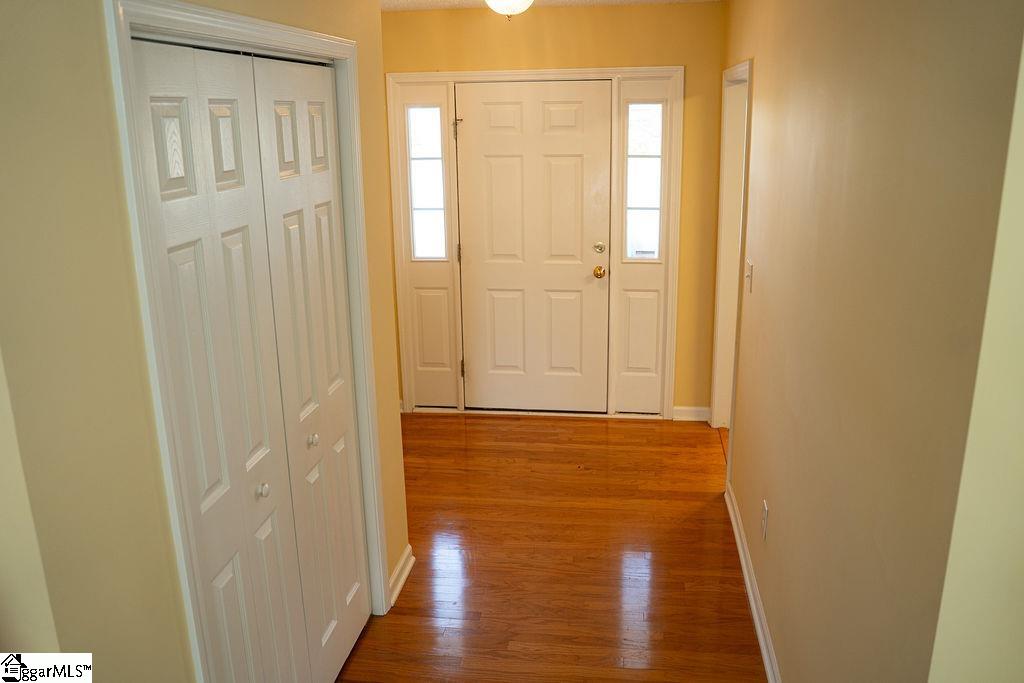 11 Hillside Glen Drive, Greer SC 29650