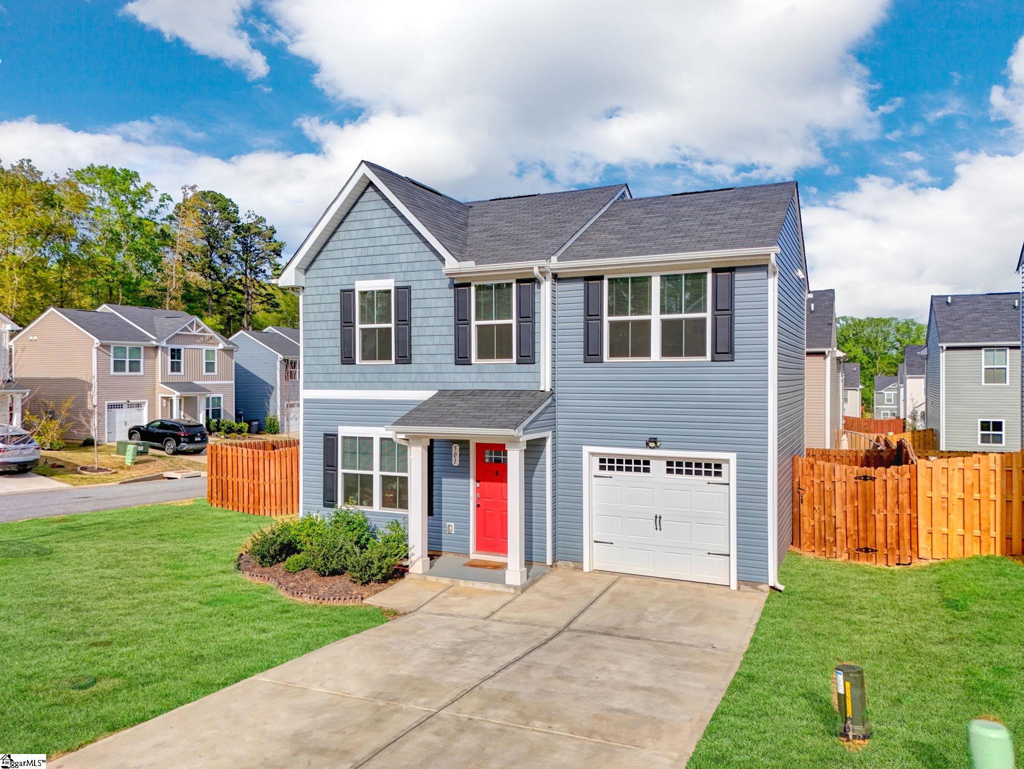 Photo 1 of Single family home for sale at 501 Mills Hl Way, Greenville, SC 29605 | MLS# 1604114 | Listing updated on 2026-09-18