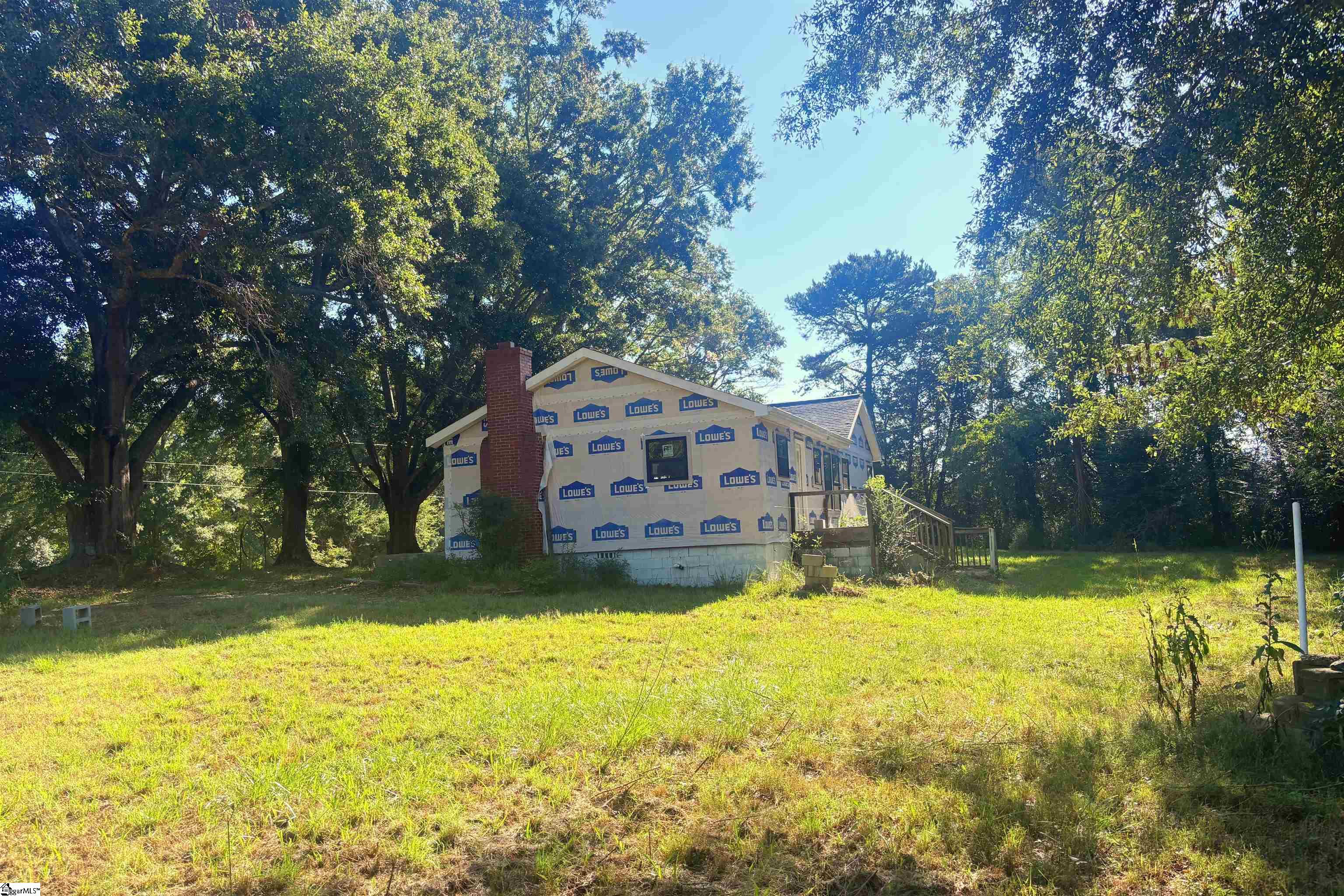 Photo 2 of Single family home for sale at 7815 W 76 Highway, Laurens, SC 29360 | MLS# 1604120 | Listing updated on 2026-09-18