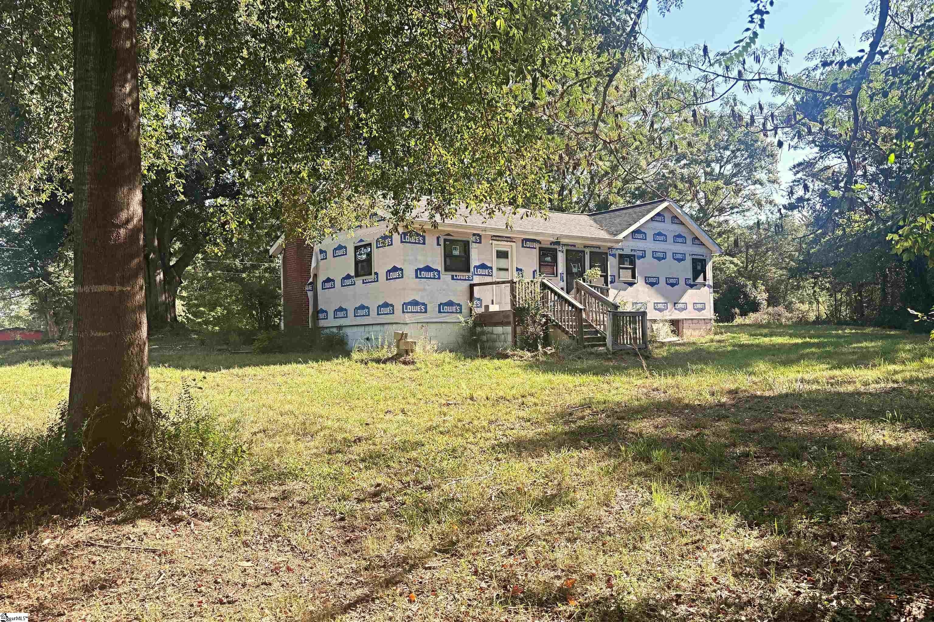 Photo 3 of Single family home for sale at 7815 W 76 Highway, Laurens, SC 29360 | MLS# 1604120 | Listing updated on 2026-09-18
