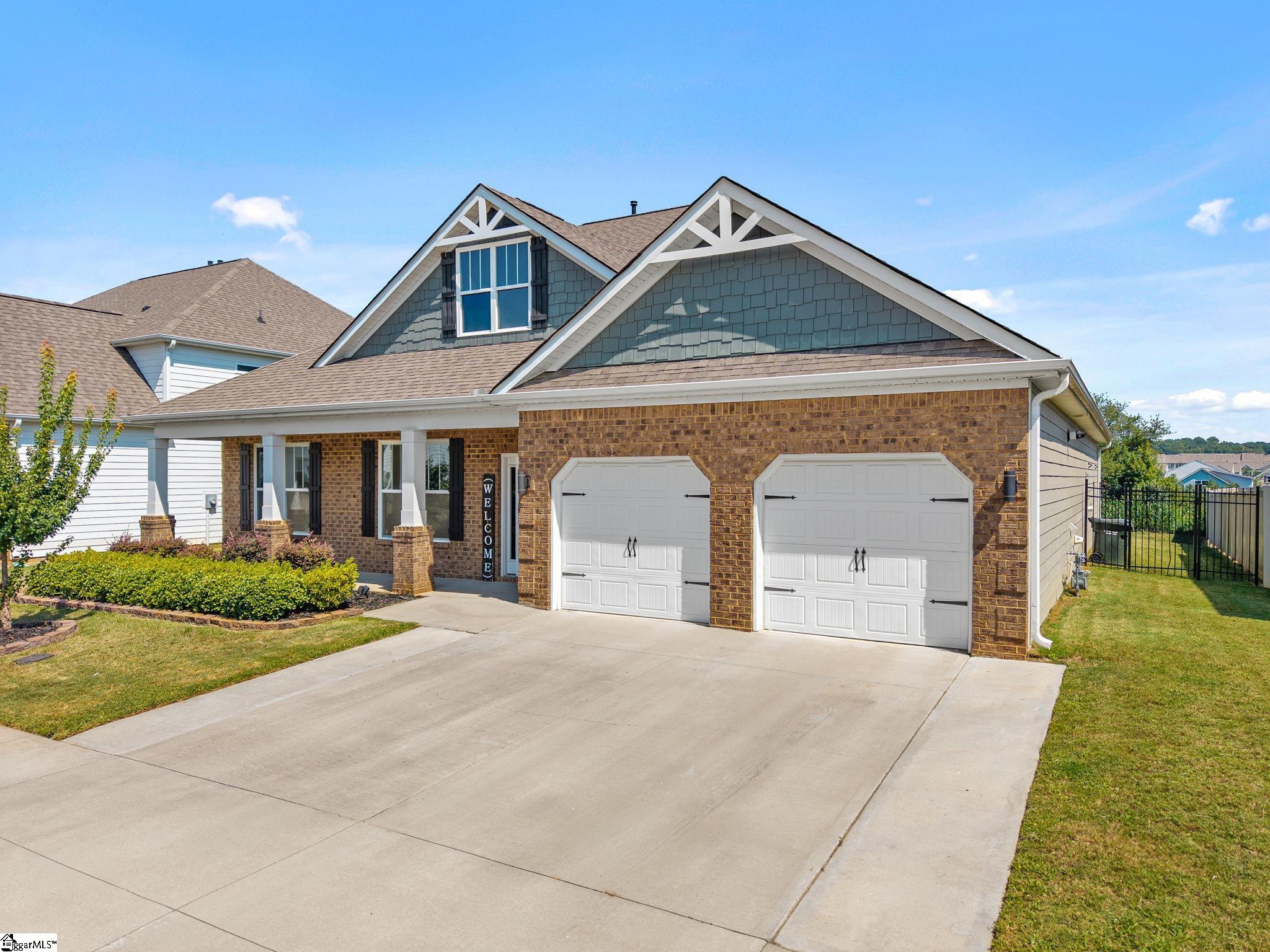 Photo 2 of Single family home for sale at 100 General Store Way, Greer, SC 29650 | MLS# 1604123 | Listing updated on 2026-09-18