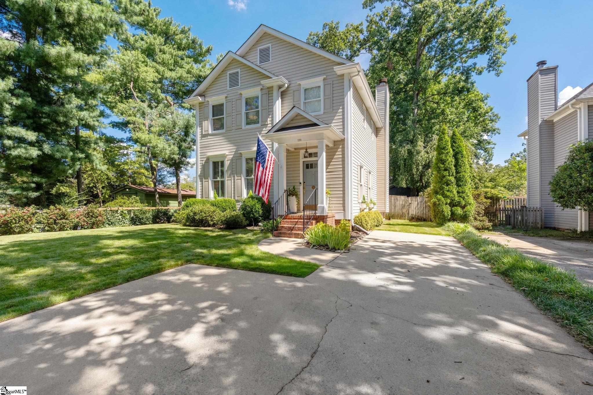 Photo 1 of Single family home for sale at 111 Fuller St, Greenville, SC 29605 | MLS# 1604140 | Listing updated on 2026-09-18