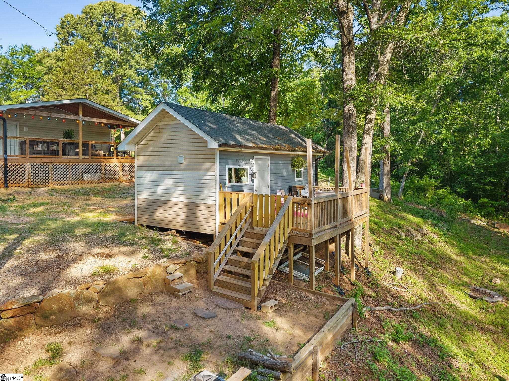 217 Old River Road