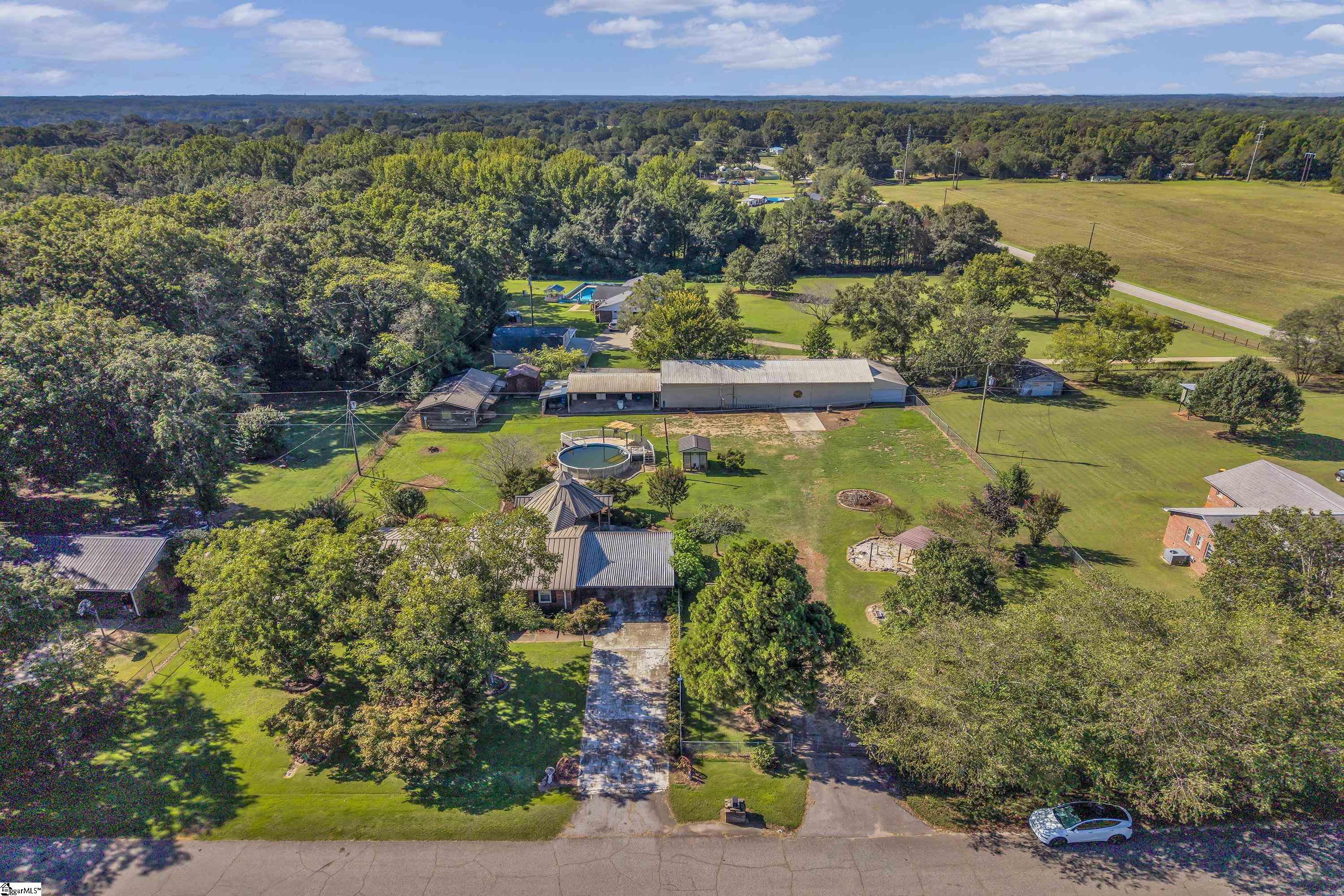619 Foster Road, Williamston SC 29697