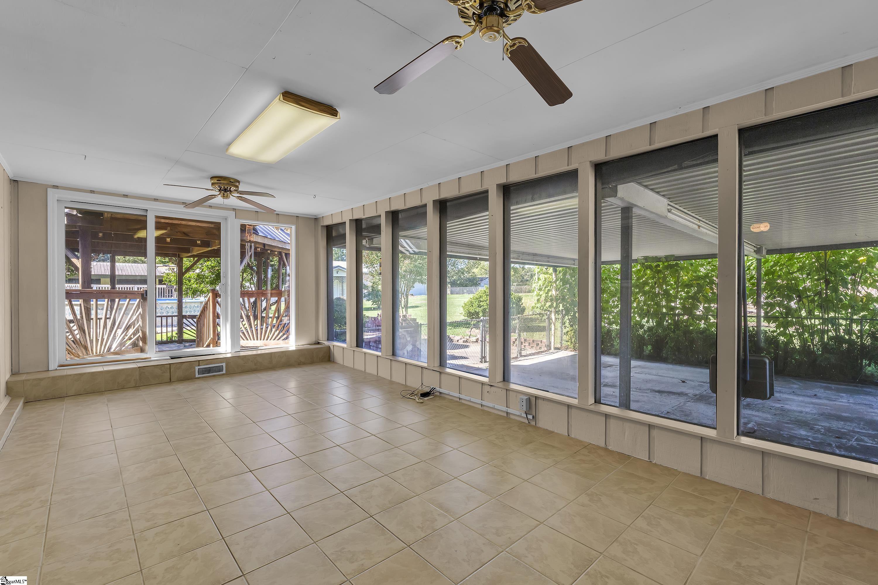 619 Foster Road, Williamston SC 29697
