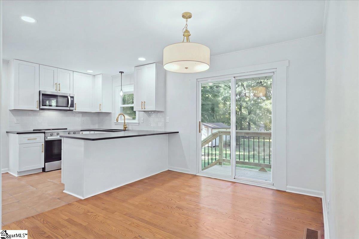 218 Elaine Avenue, Taylors SC 29687