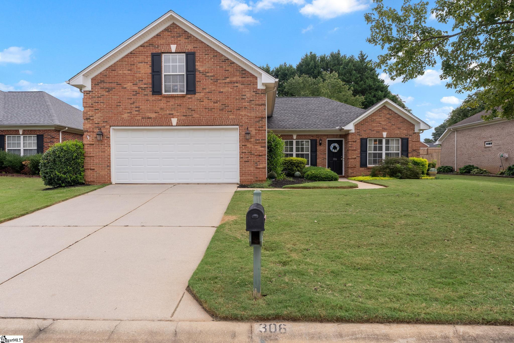 Photo 1 of Single family home for sale at 306 Jockey Ct, Simpsonville, SC 29681 | MLS# 1604188 | Listing updated on 2026-09-18