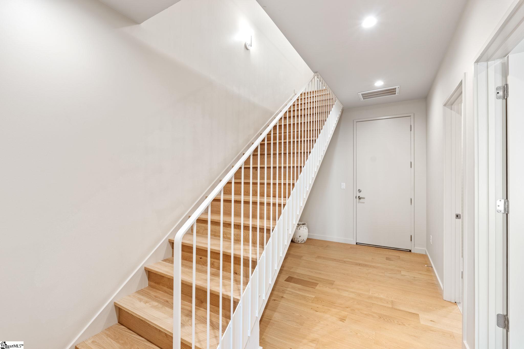 Photo 4 of Townhouse for sale at 123 S Leach St, Greenville, SC 29601 | MLS# 1604202 | Listing updated on 2026-09-18