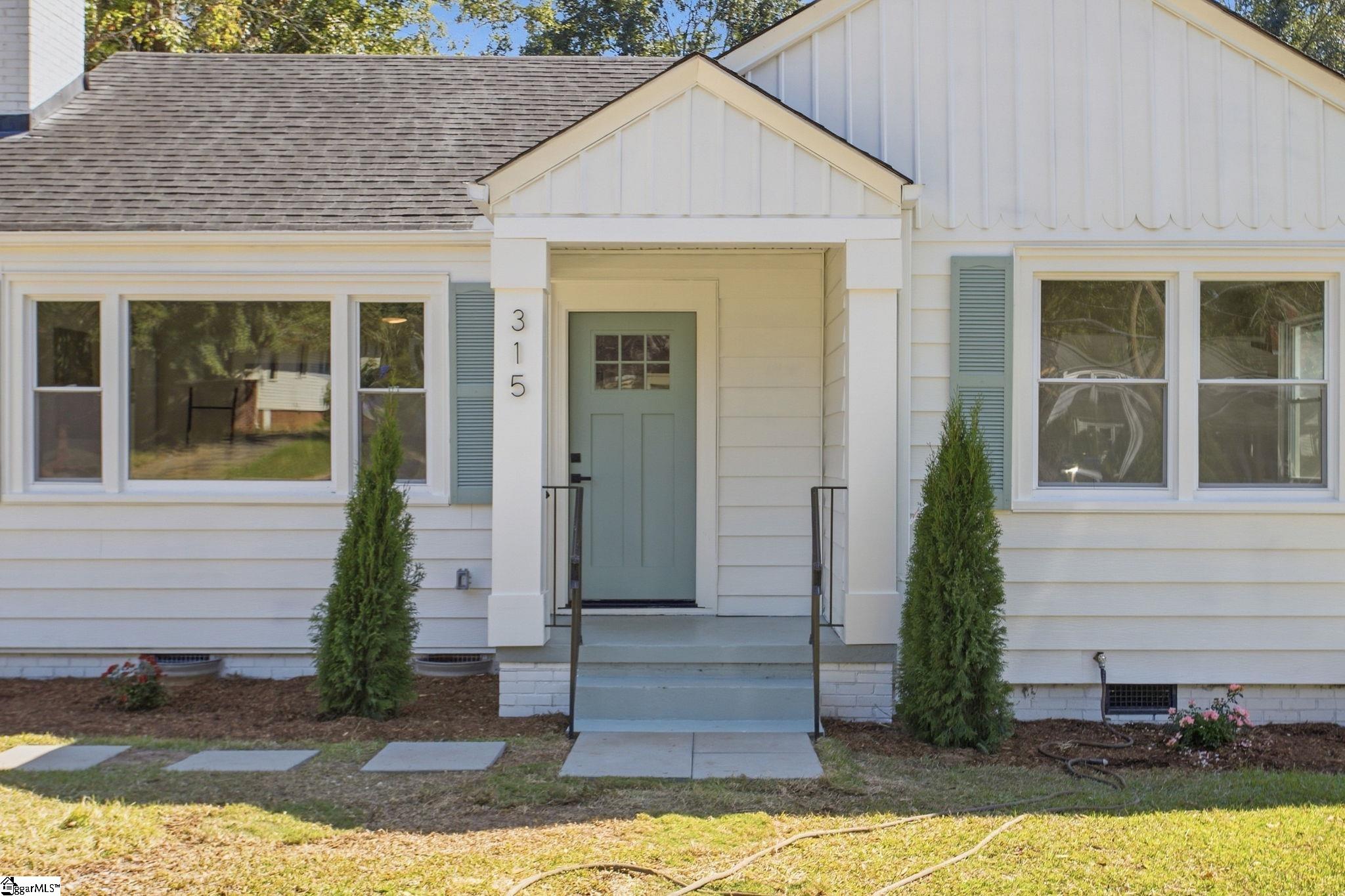 Photo 2 of Single family home for sale at 315 Potomac Ave, Greenville, SC 29605 | MLS# 1604203 | Listing updated on 2026-09-18