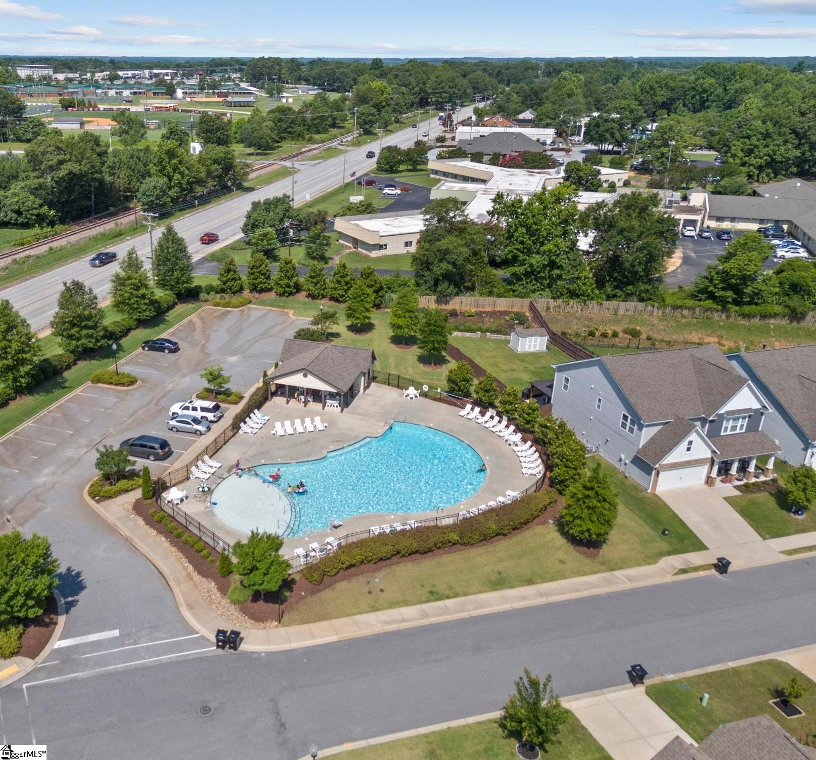 108 Roundtree Drive
