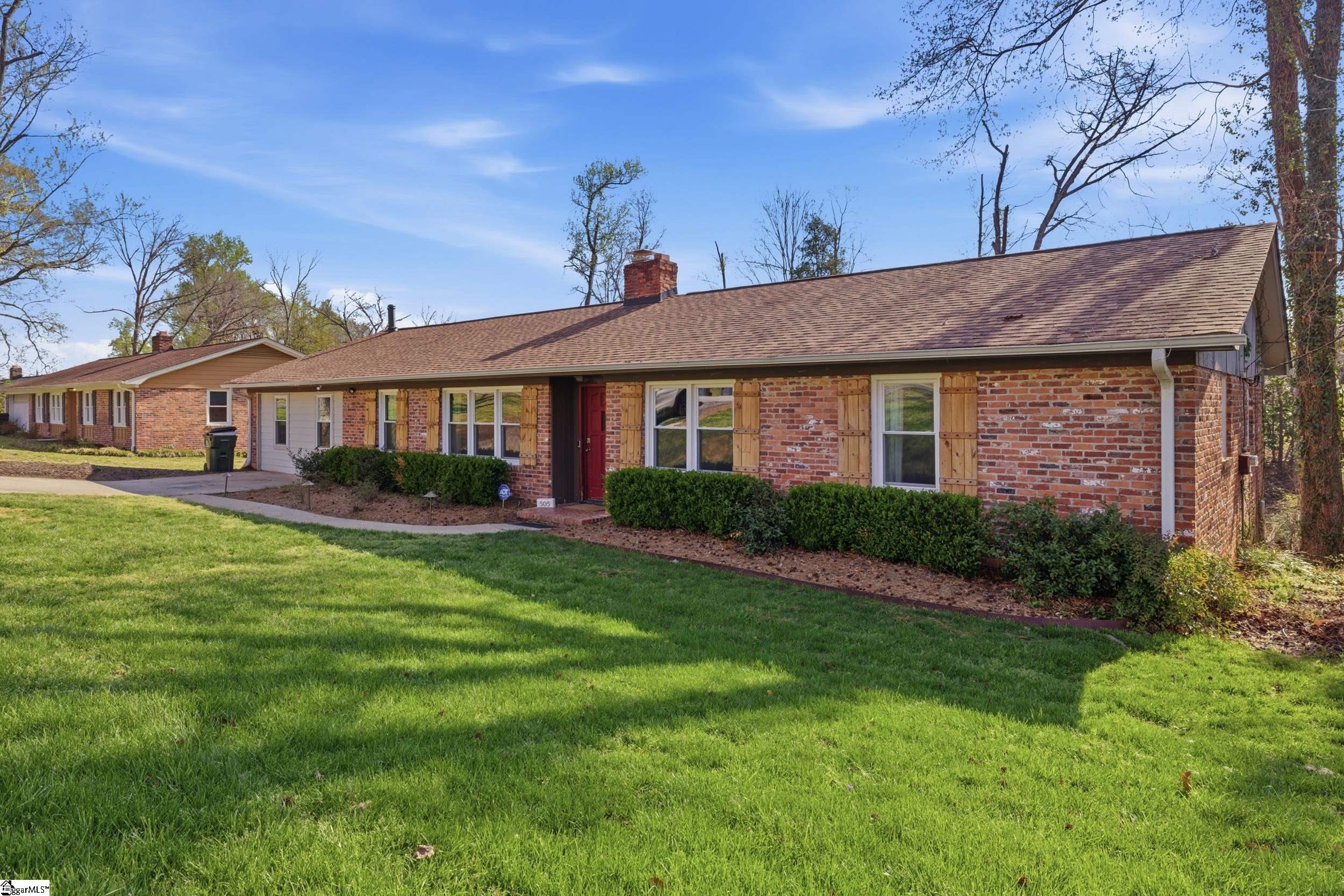 Single family home for sale at 505 Kensington Rd, Taylors, SC 29687 | MLS# 1604221