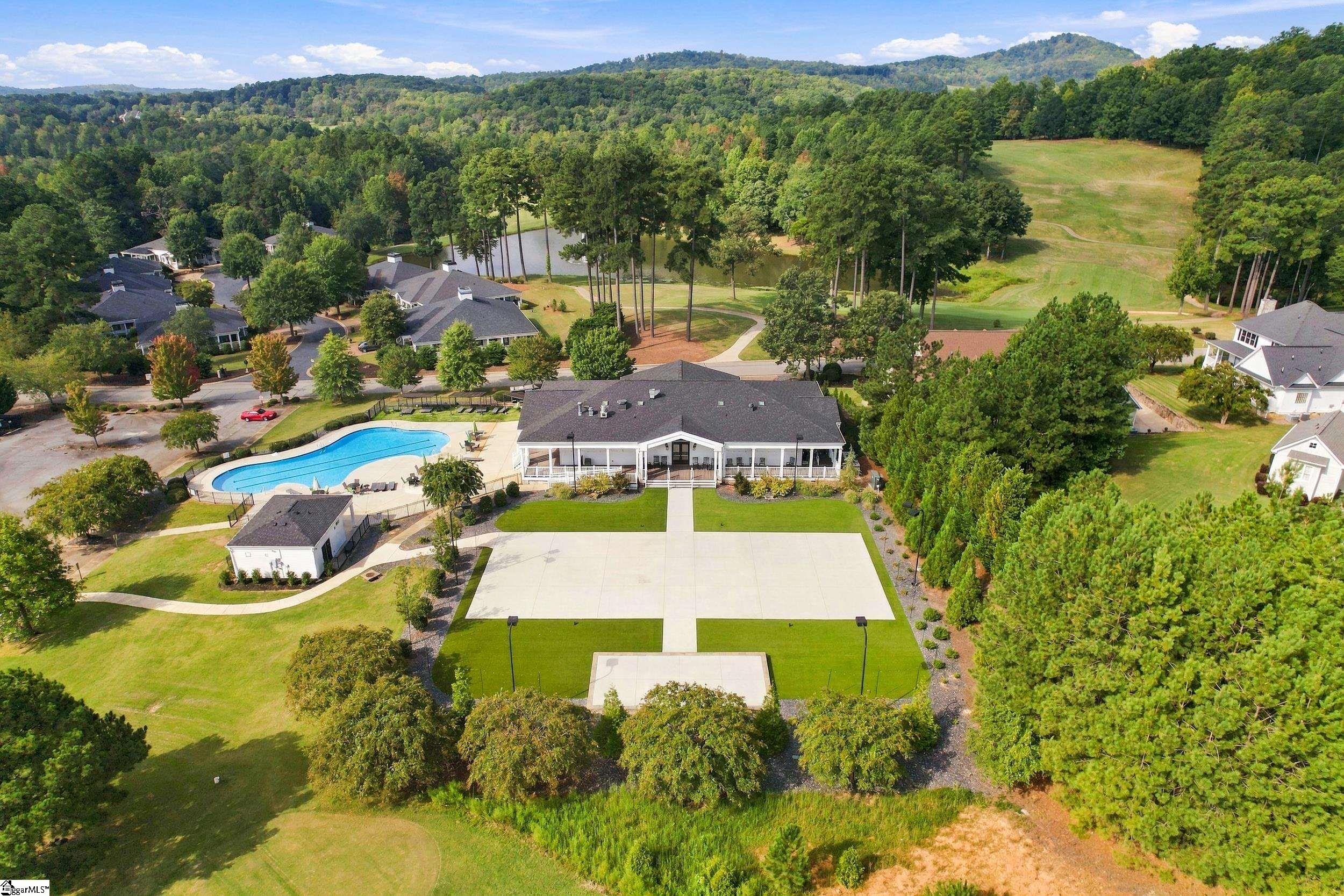 104 Signature Drive, Travelers Rest SC 29690-8229